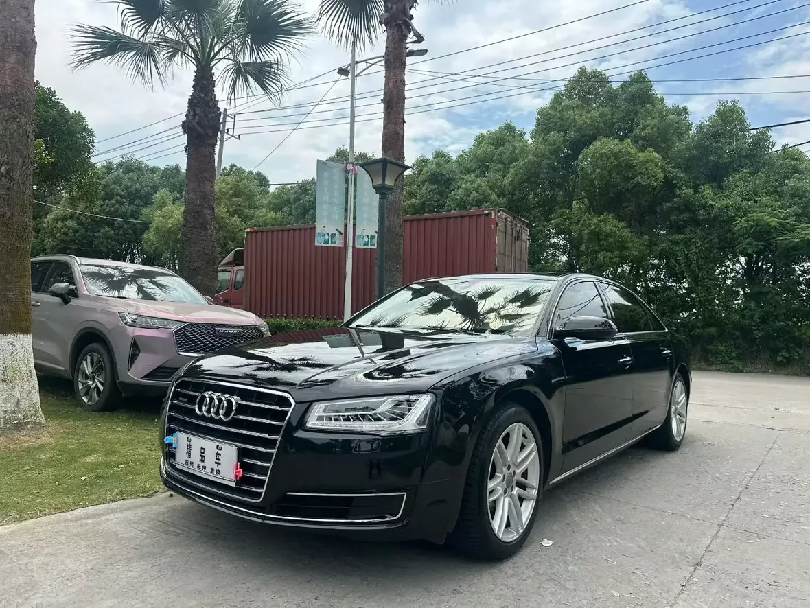 Audi A8