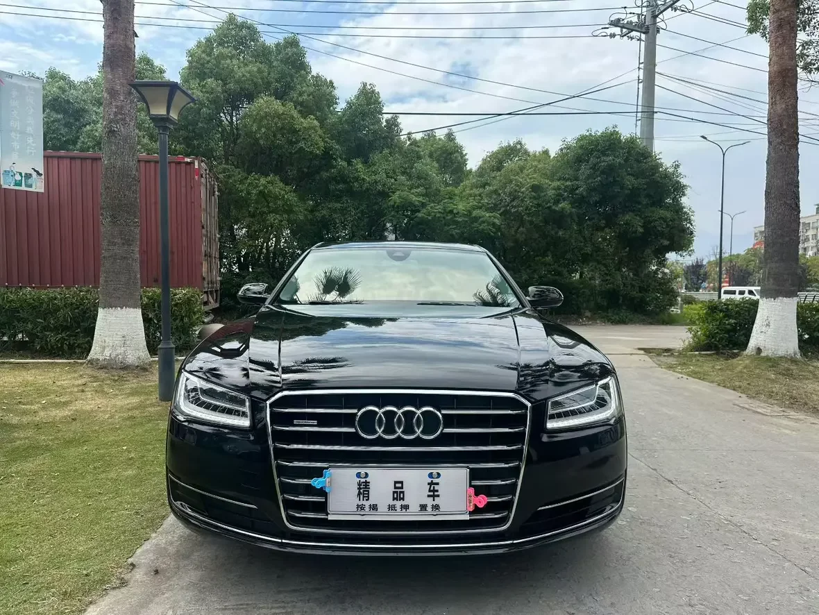 Audi A8