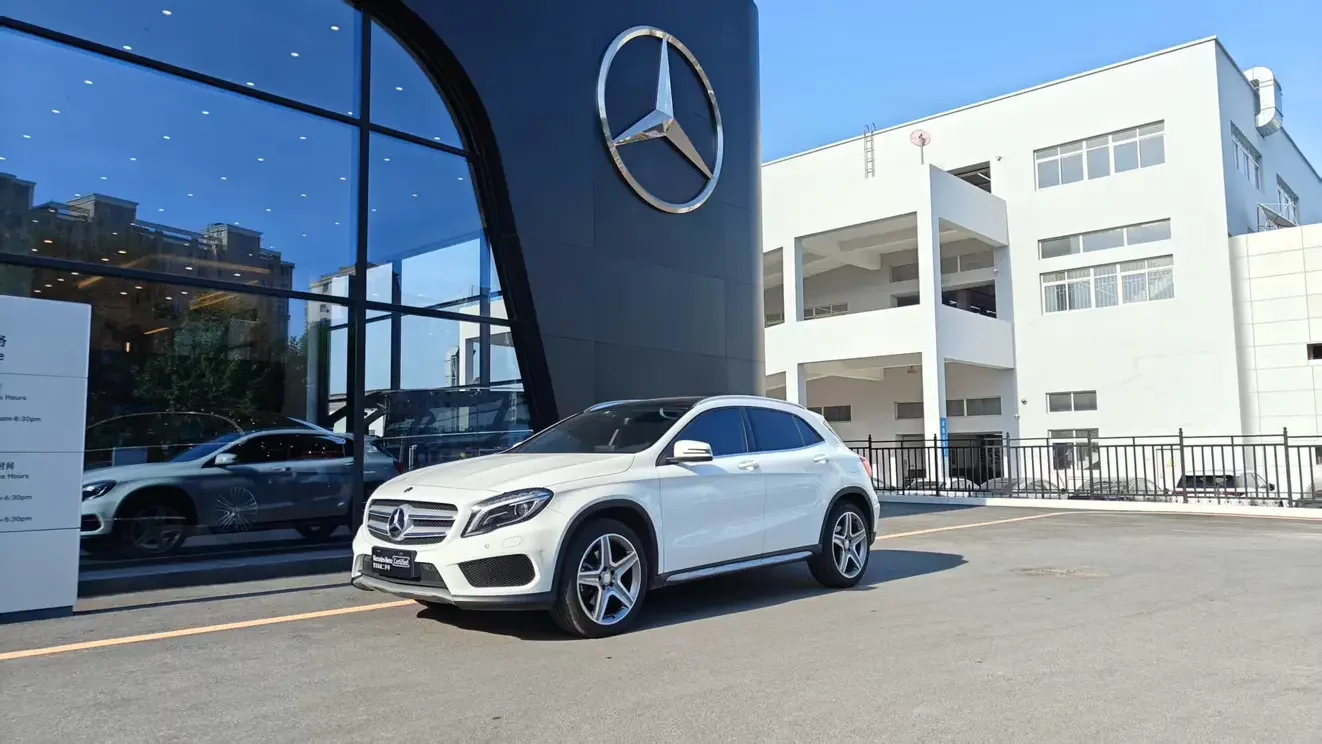 Mercedes-Benz GLA