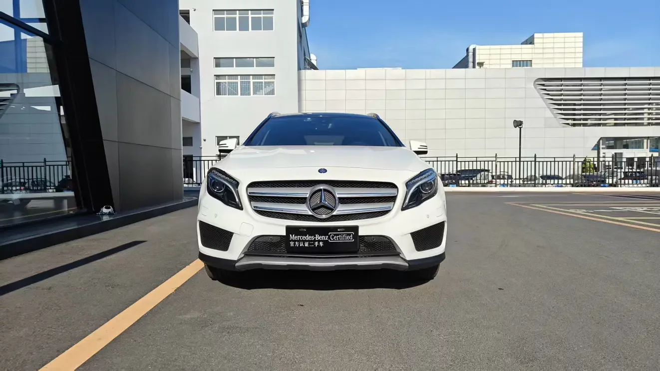 Mercedes-Benz GLA