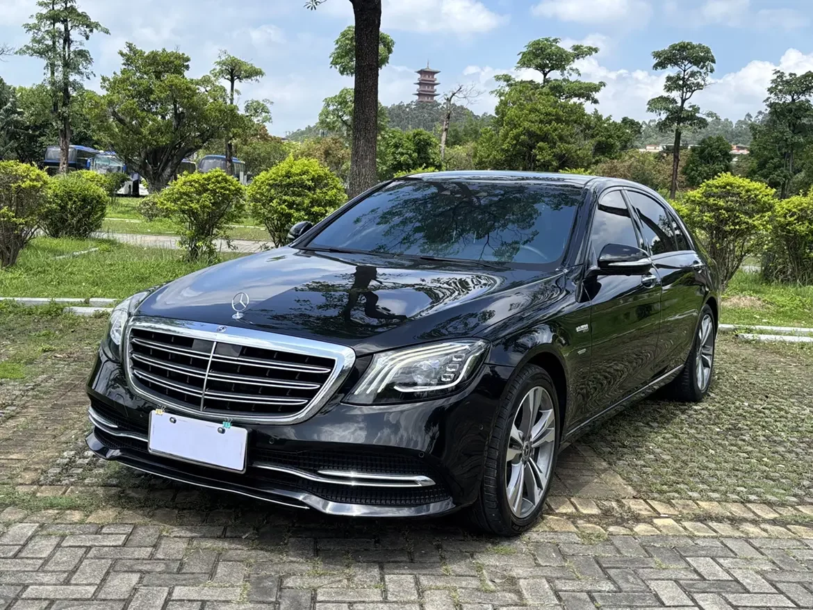 Mercedes-Benz S Class