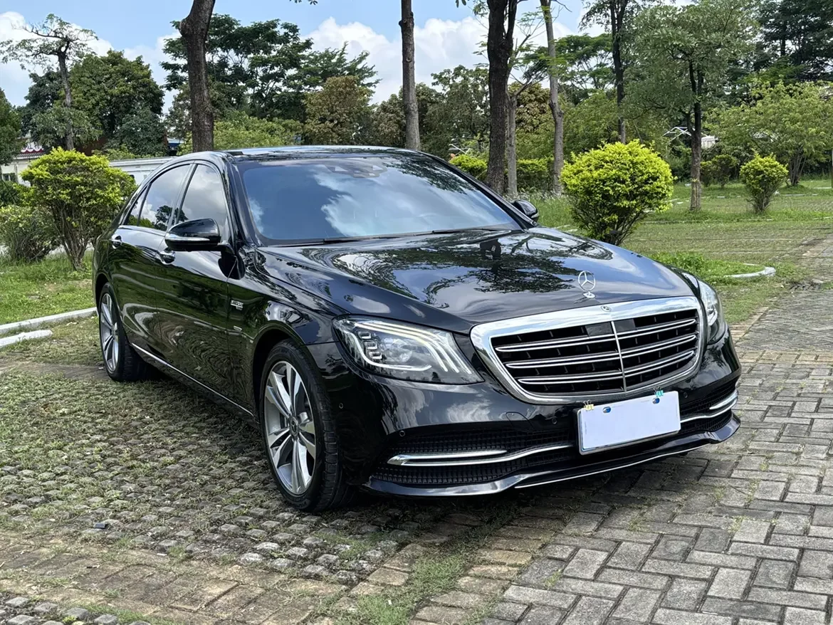 Mercedes-Benz S Class