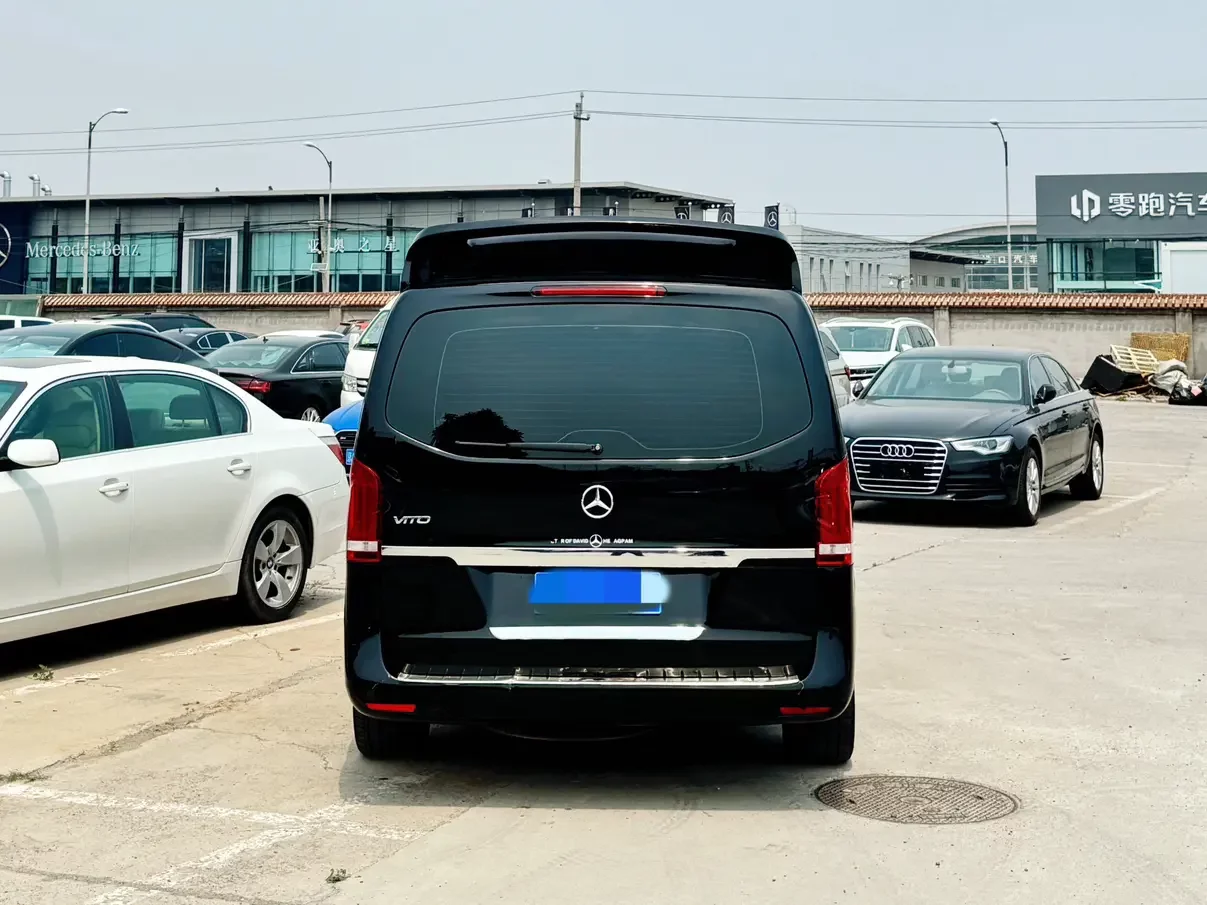 Mercedes-Benz Vito