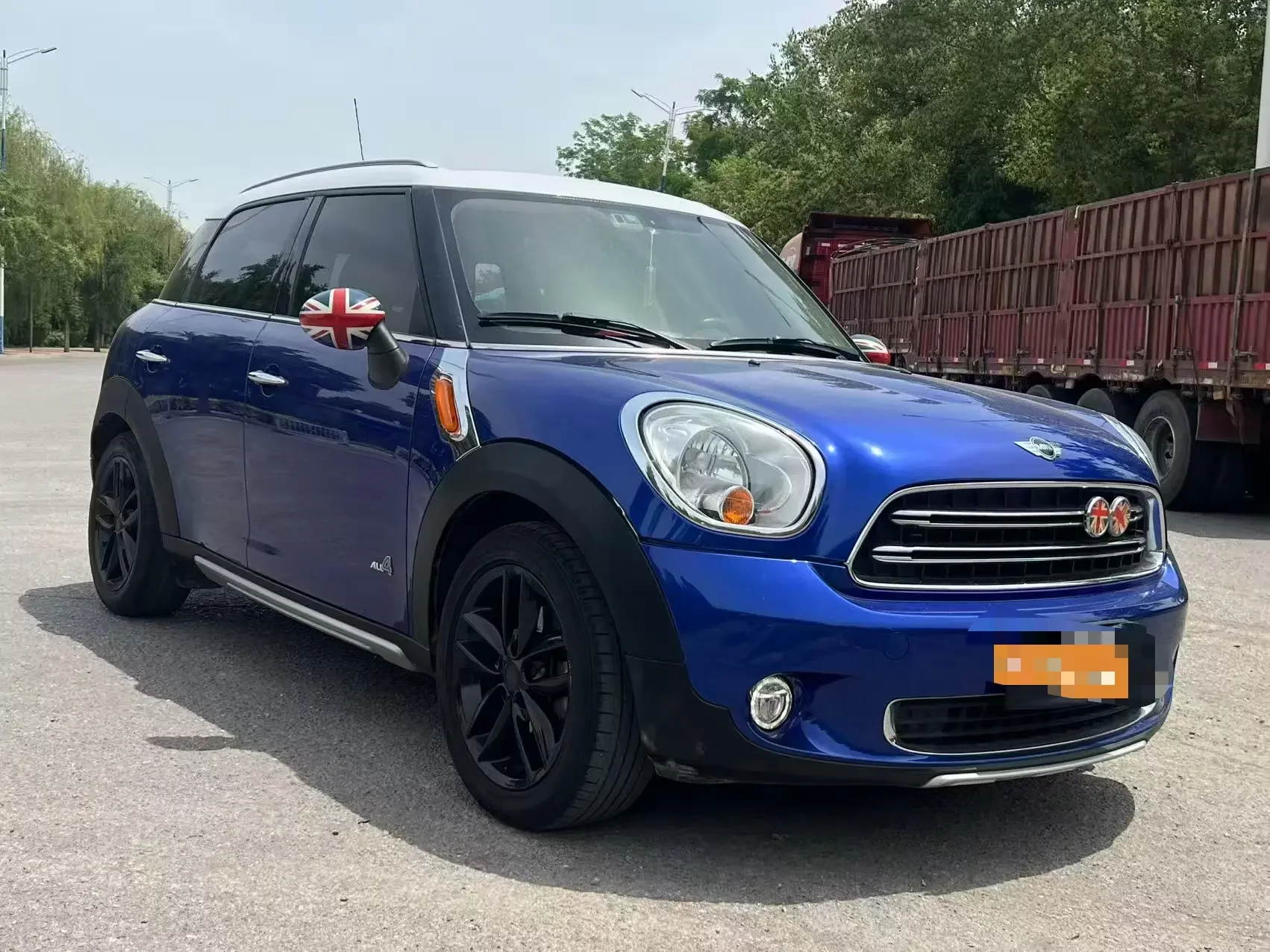 MINI COUNTRYMAN