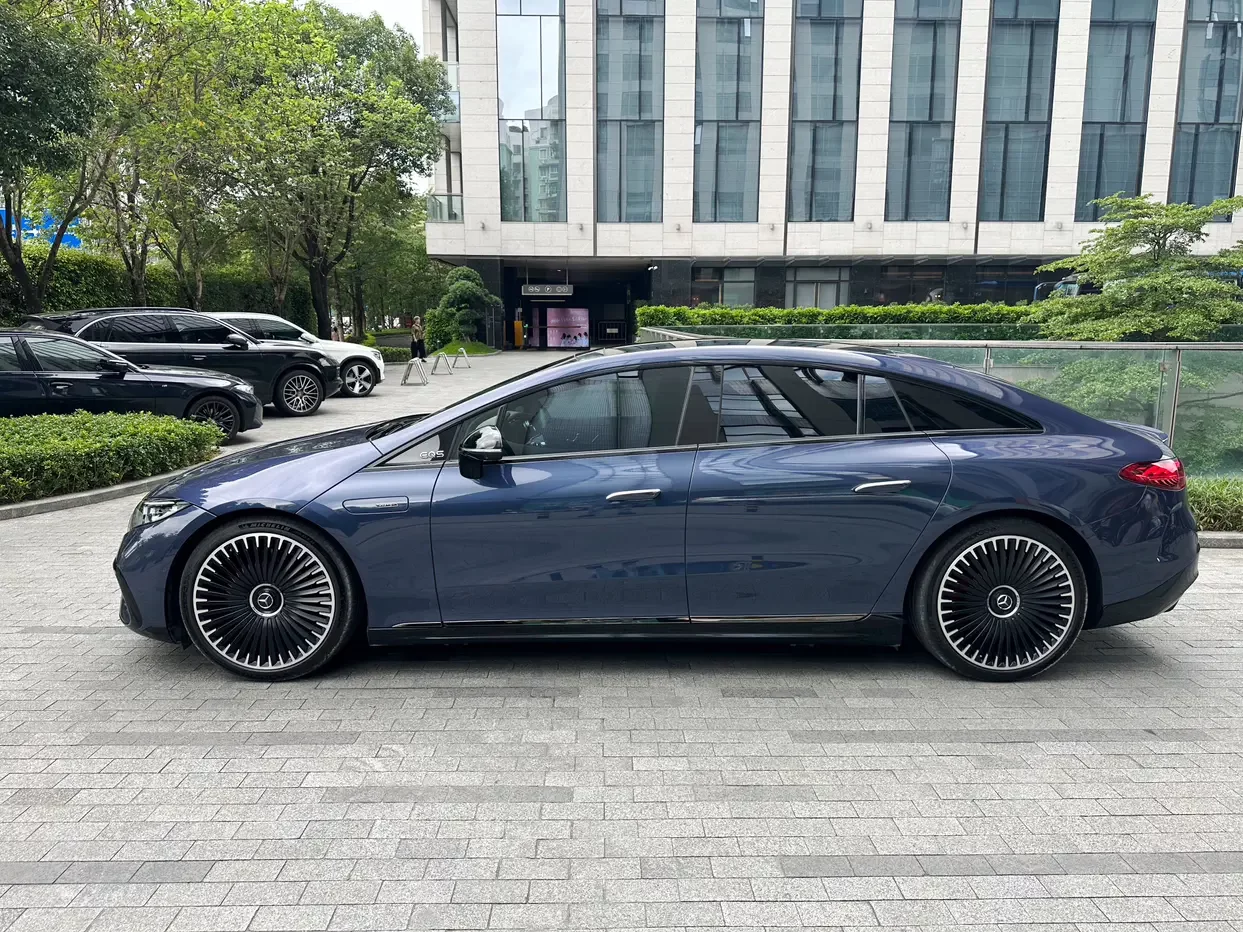 Mercedes-Benz EQS AMG