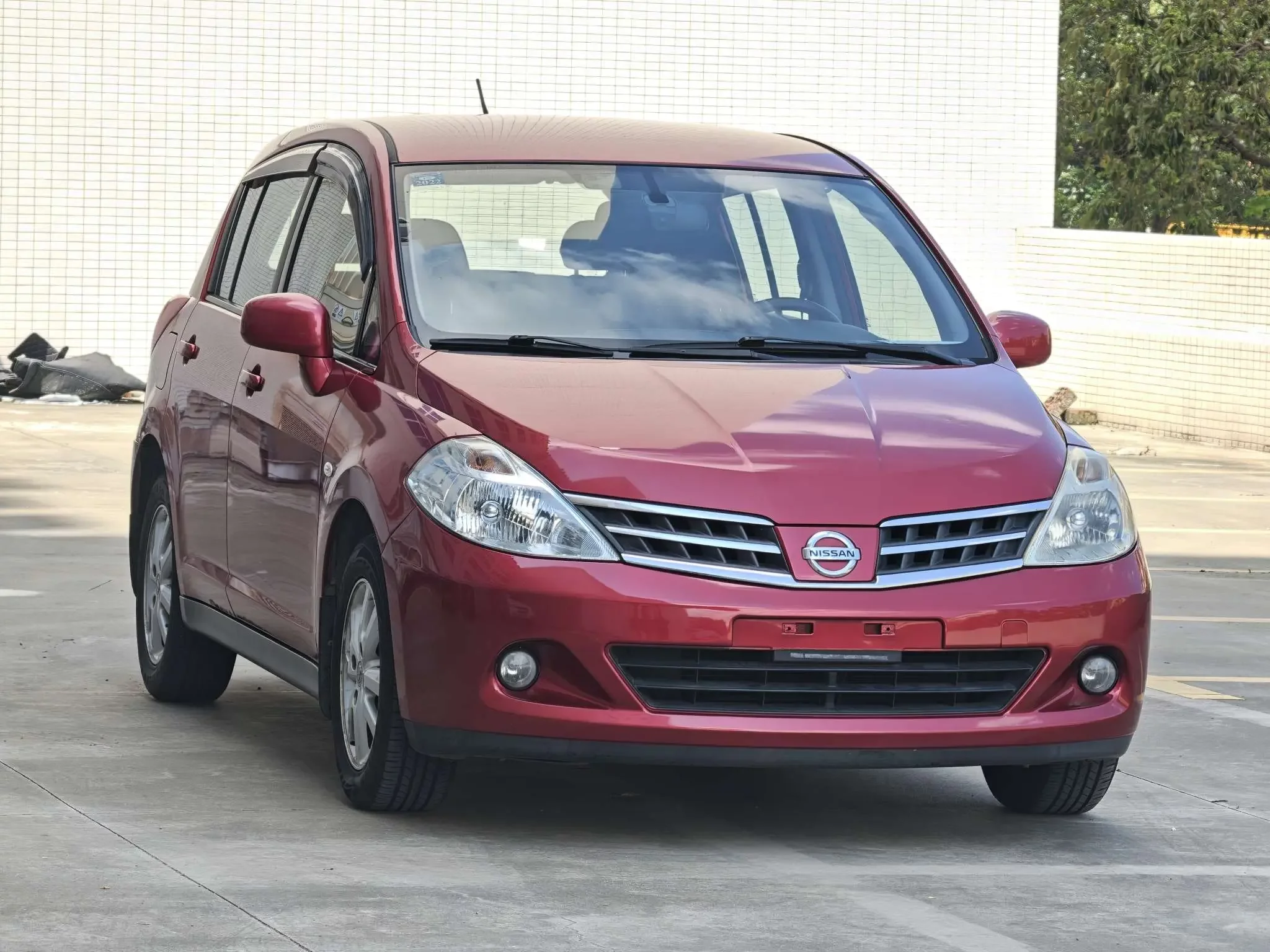 Nissan Tiida