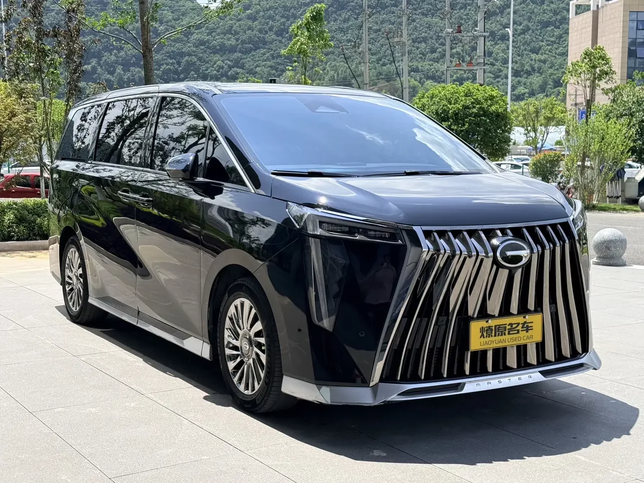 GAC Trumpchi M8