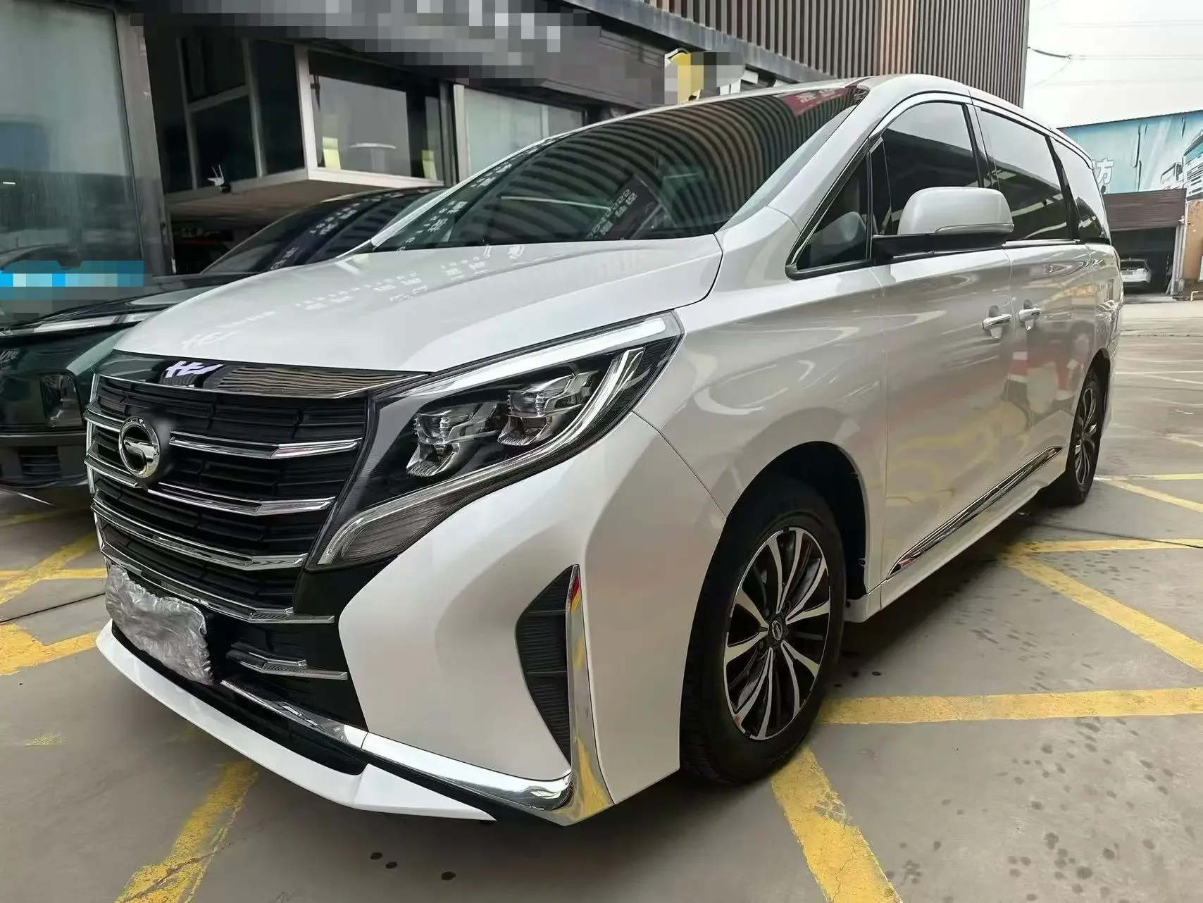 GAC Trumpchi M8