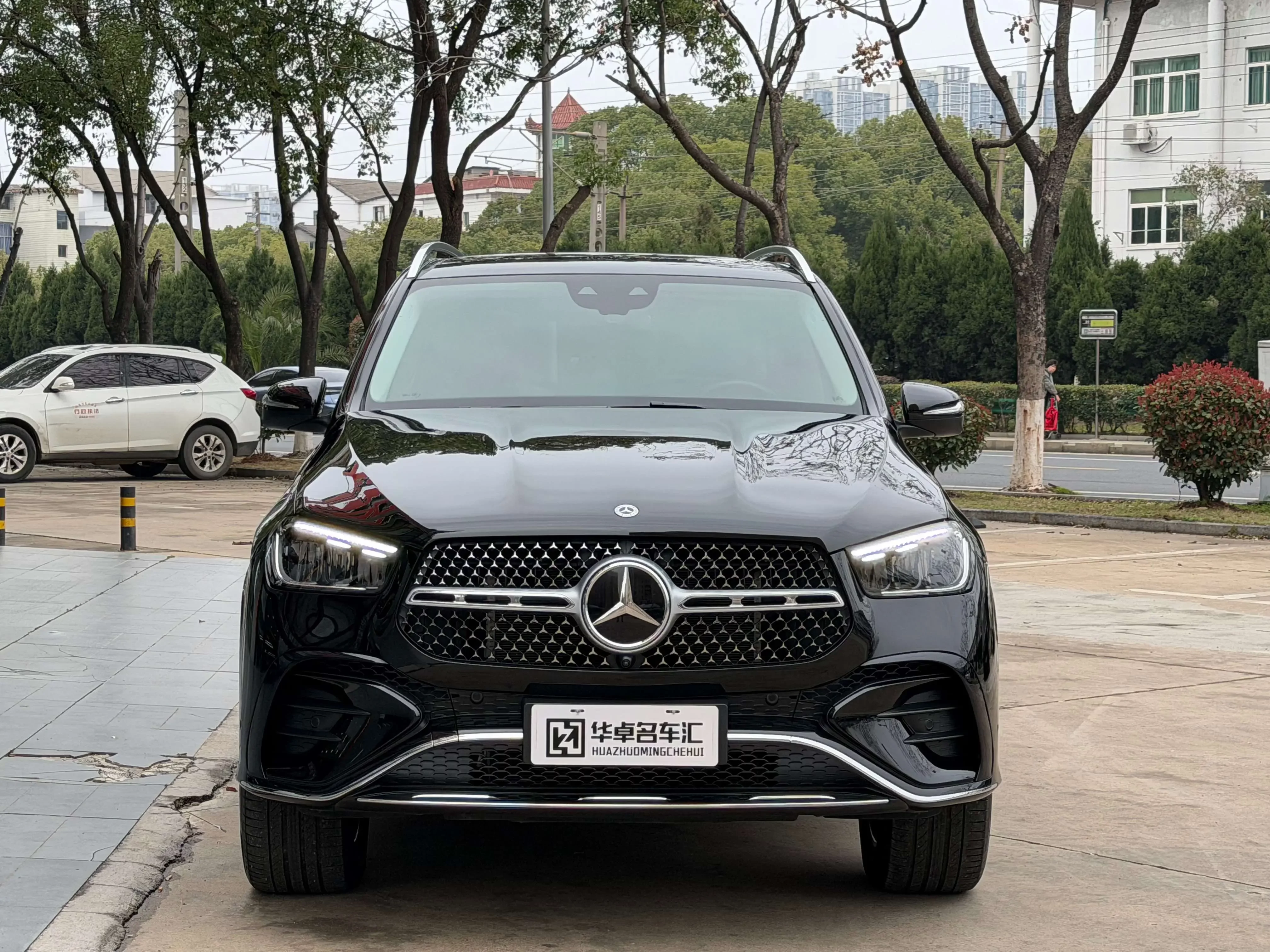 Mercedes-Benz GLE (Imported)