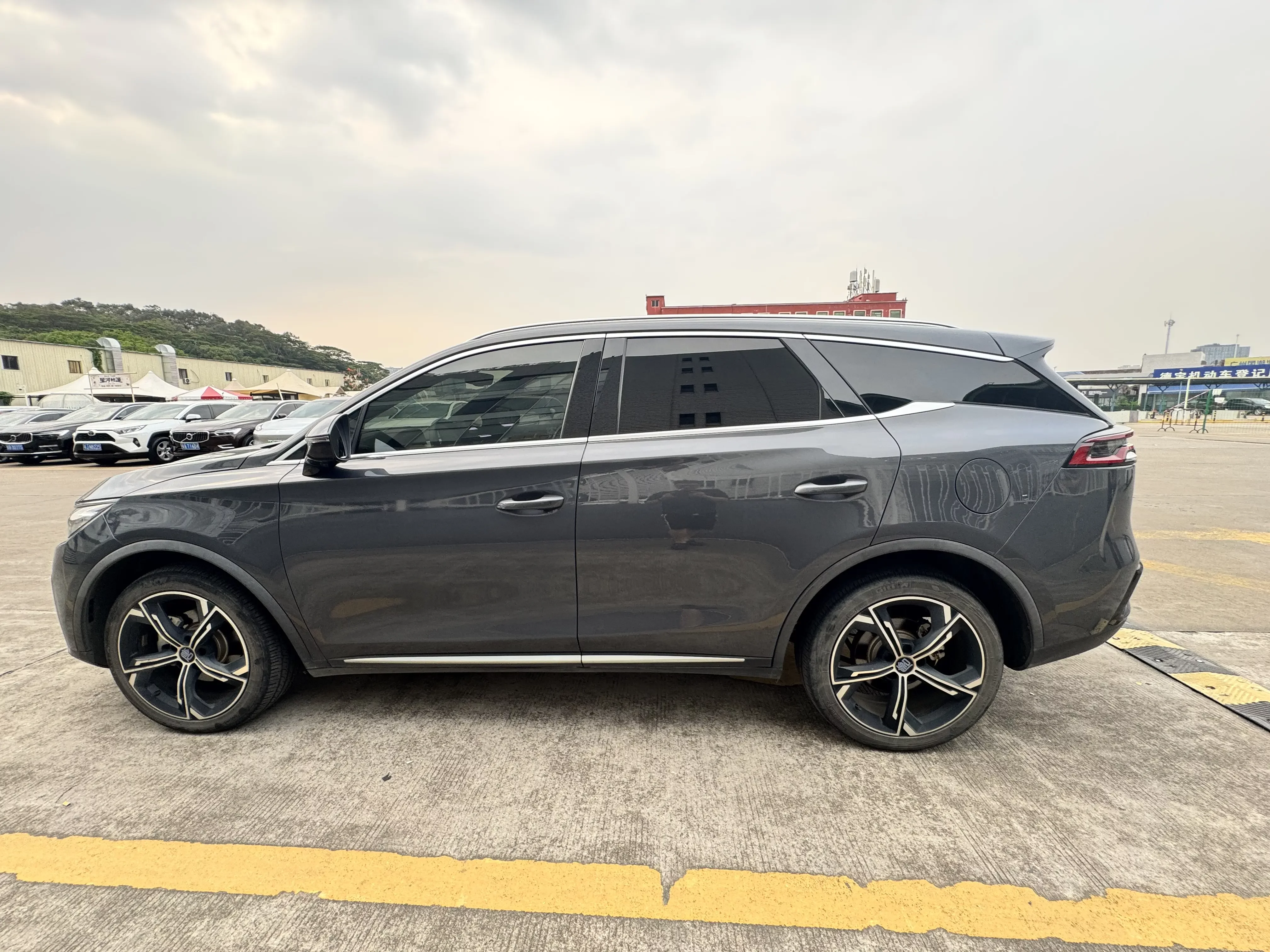 BYD Tang DM