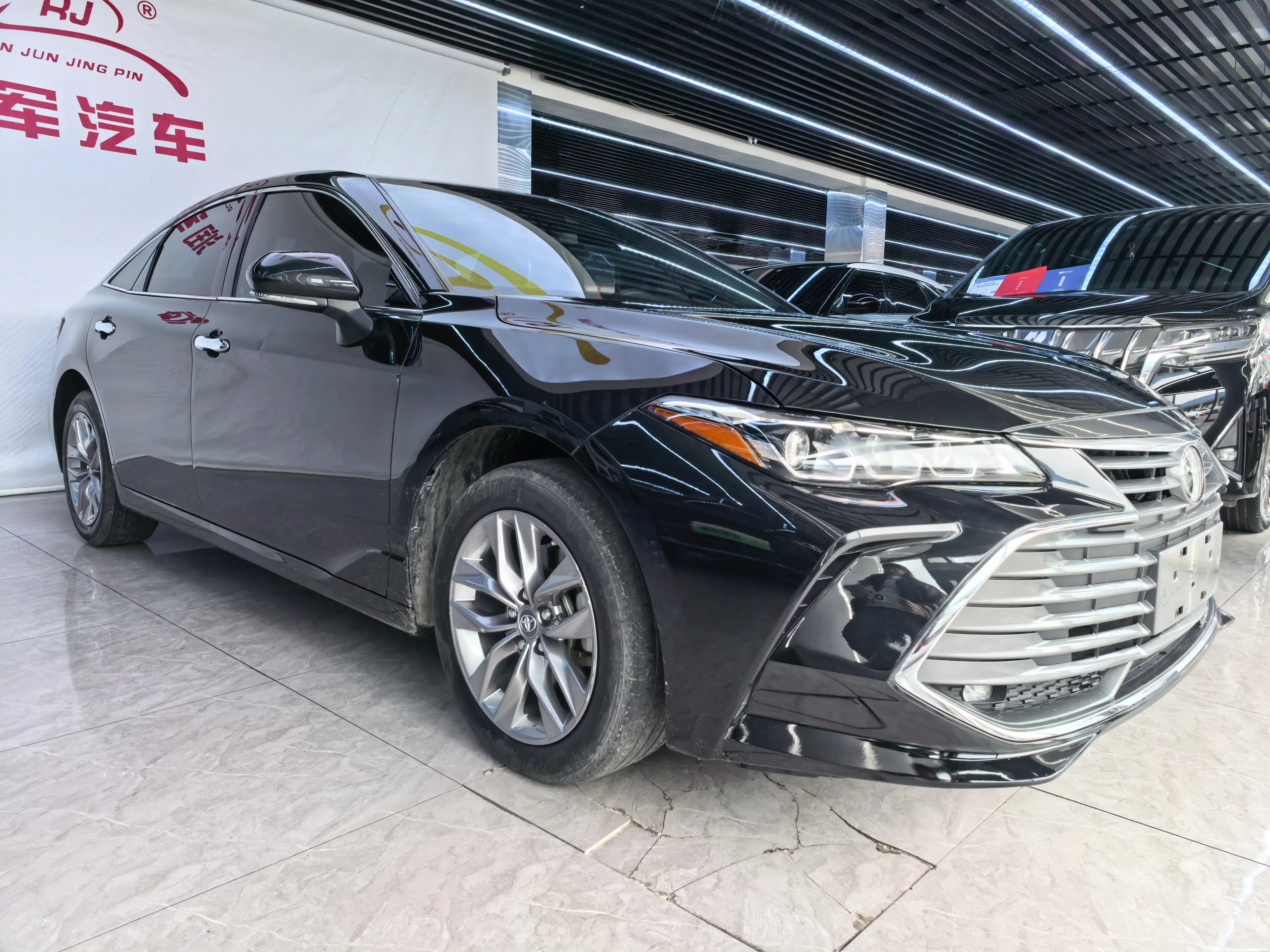 Toyota Avalon