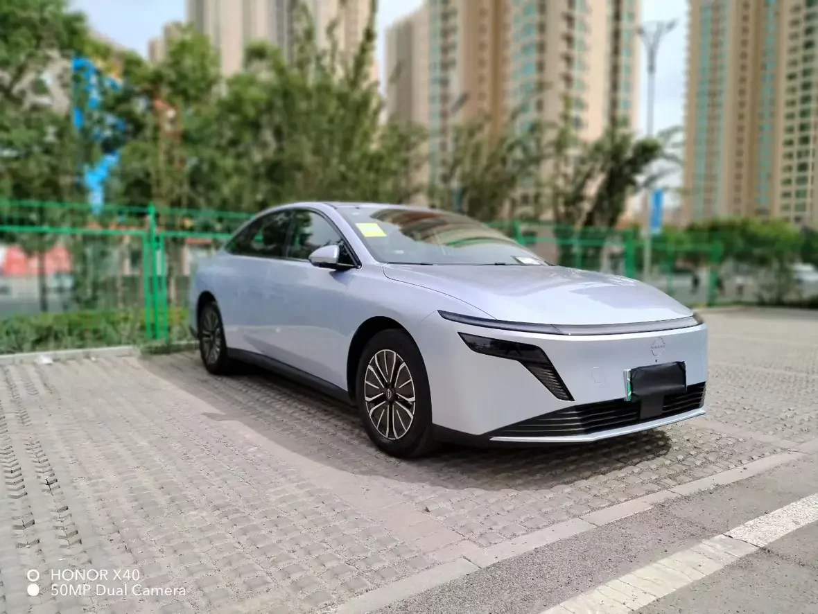 Nissan N6