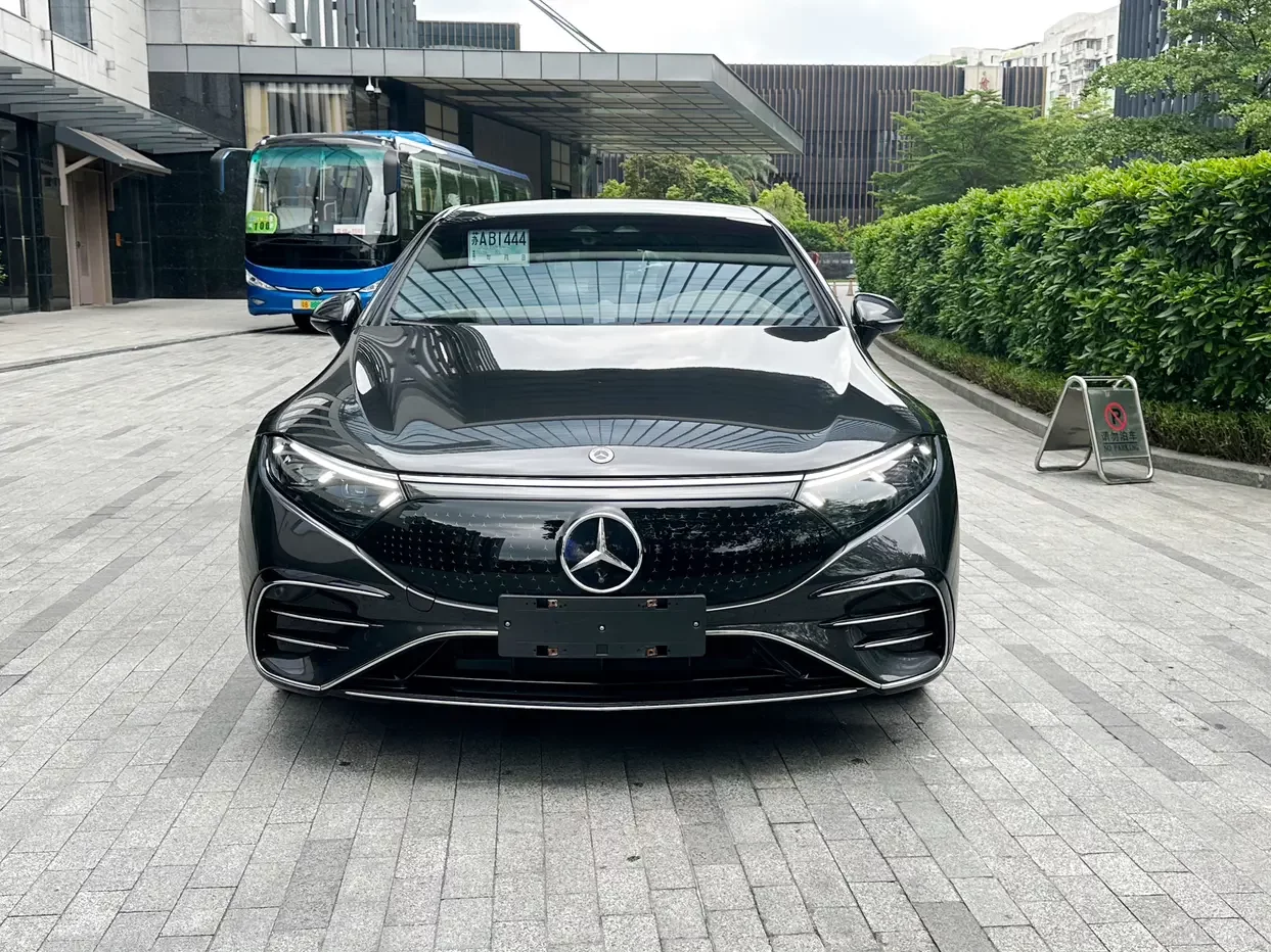 Mercedes-Benz EQS