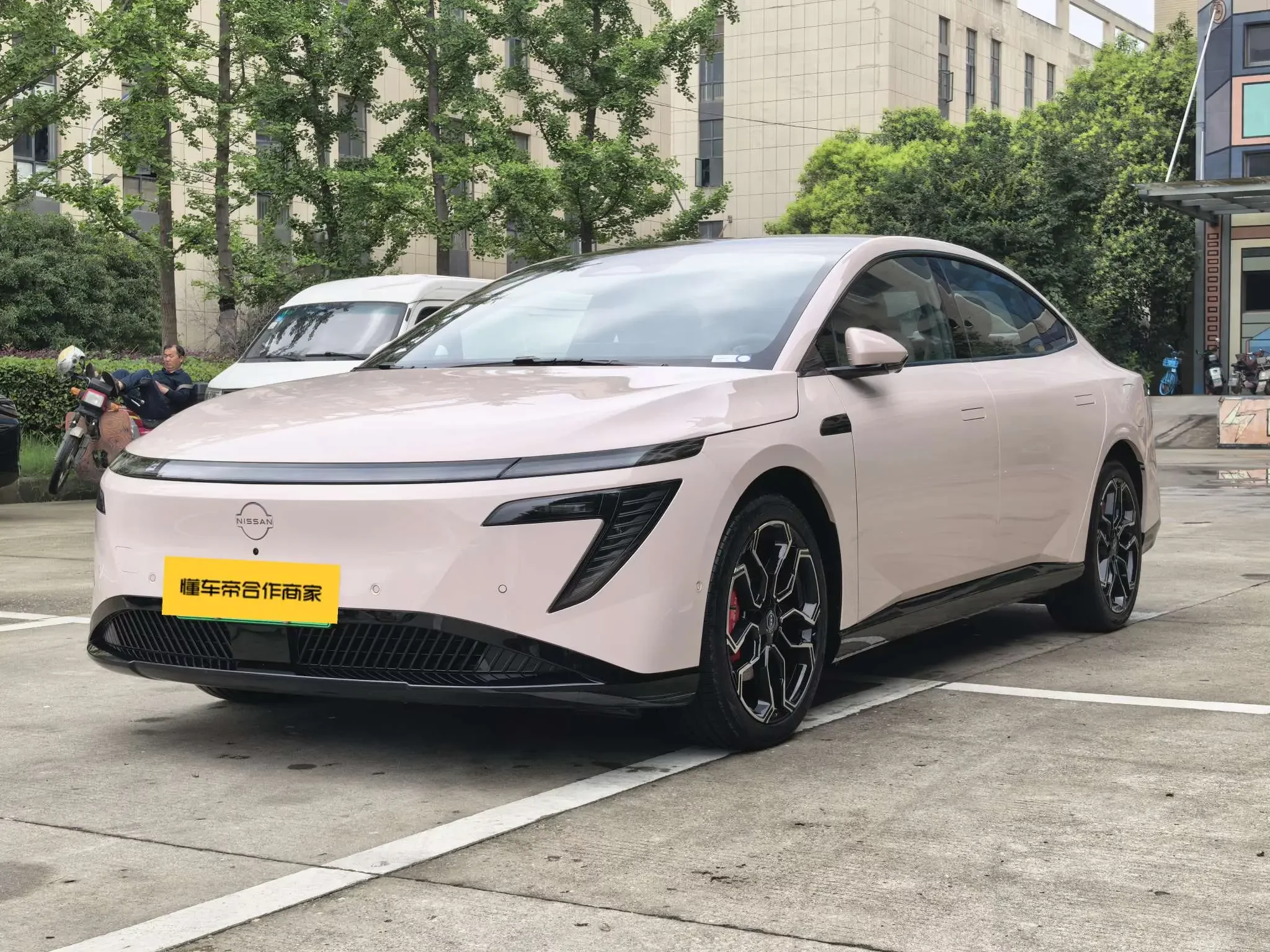 Nissan N7