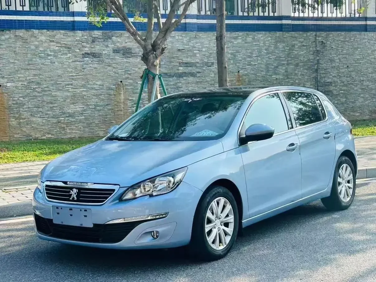 Peugeot 308S