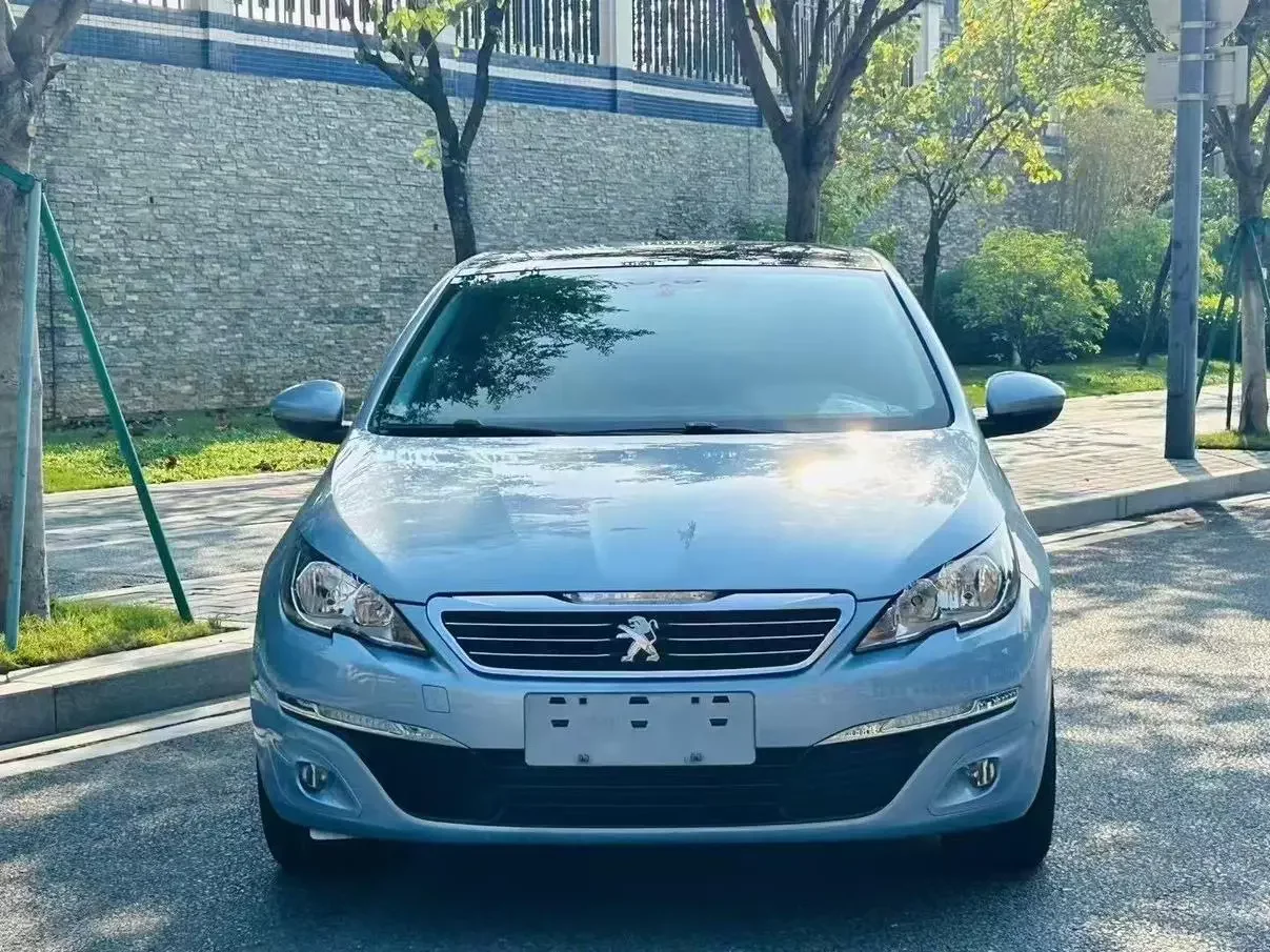 Peugeot 308S