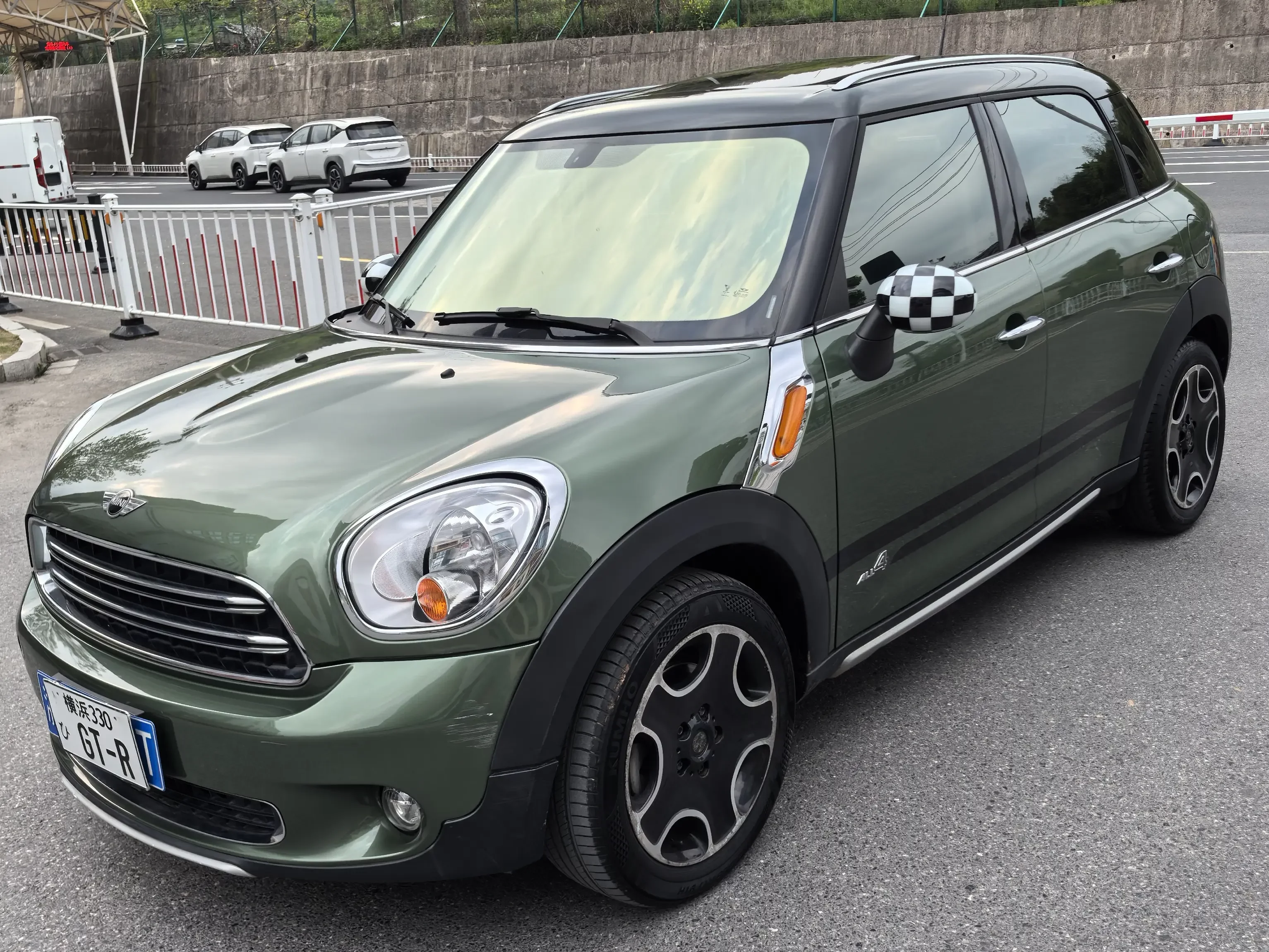 MINI COUNTRYMAN