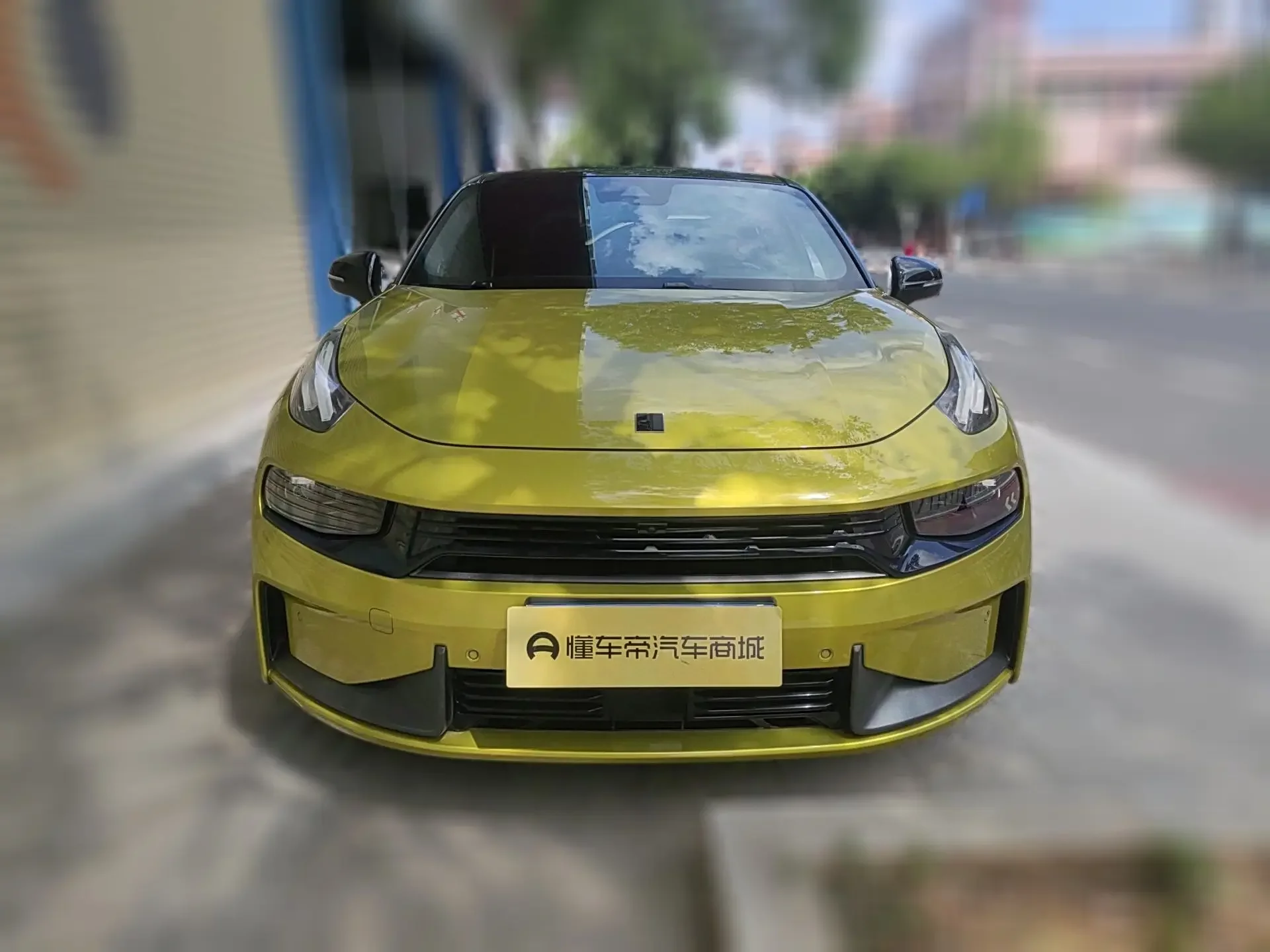 Lynk & Co 03