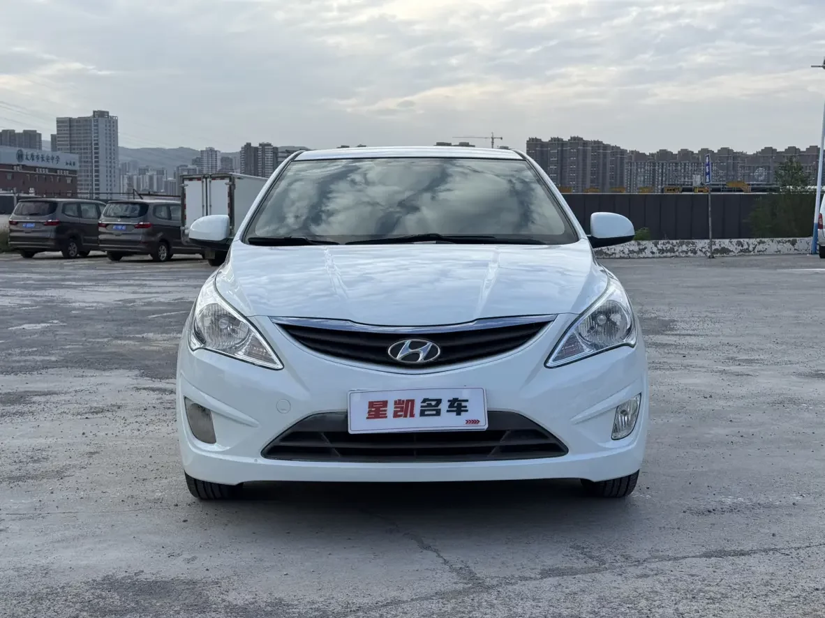 Hyundai Verna