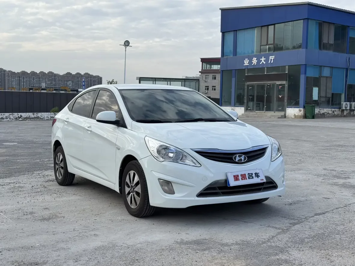 Hyundai Verna