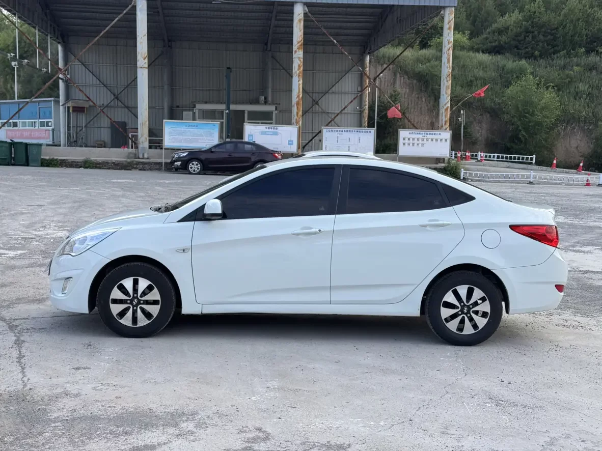 Hyundai Verna