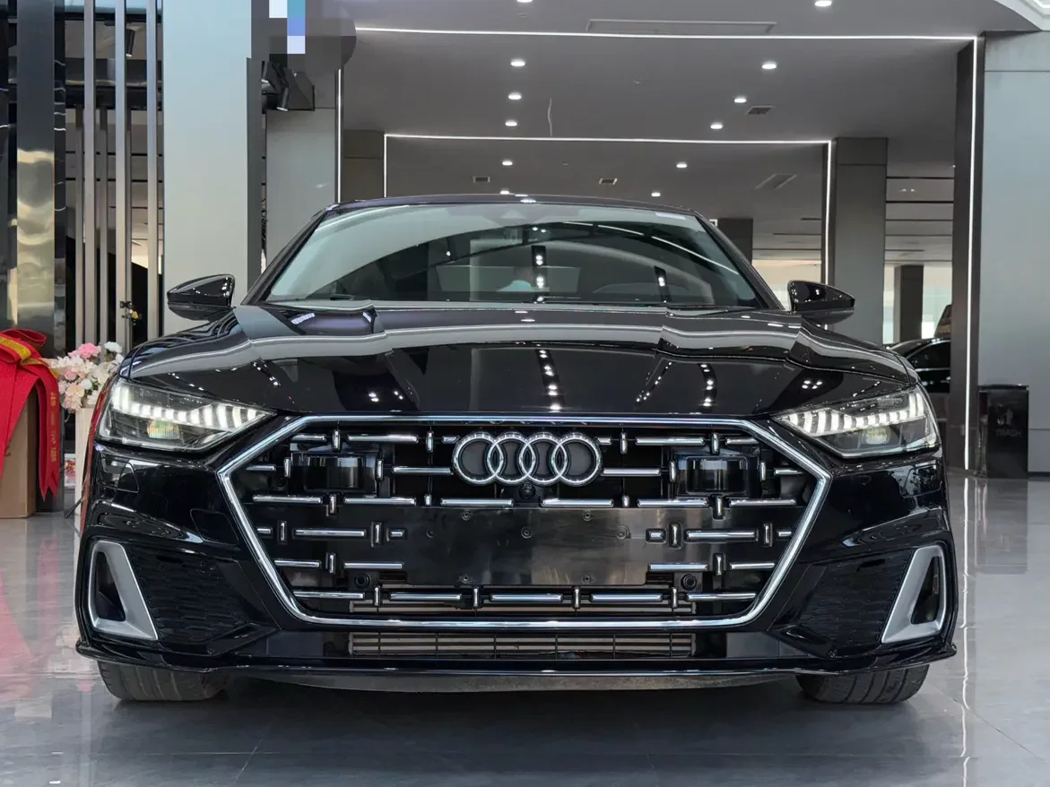 Audi A7L