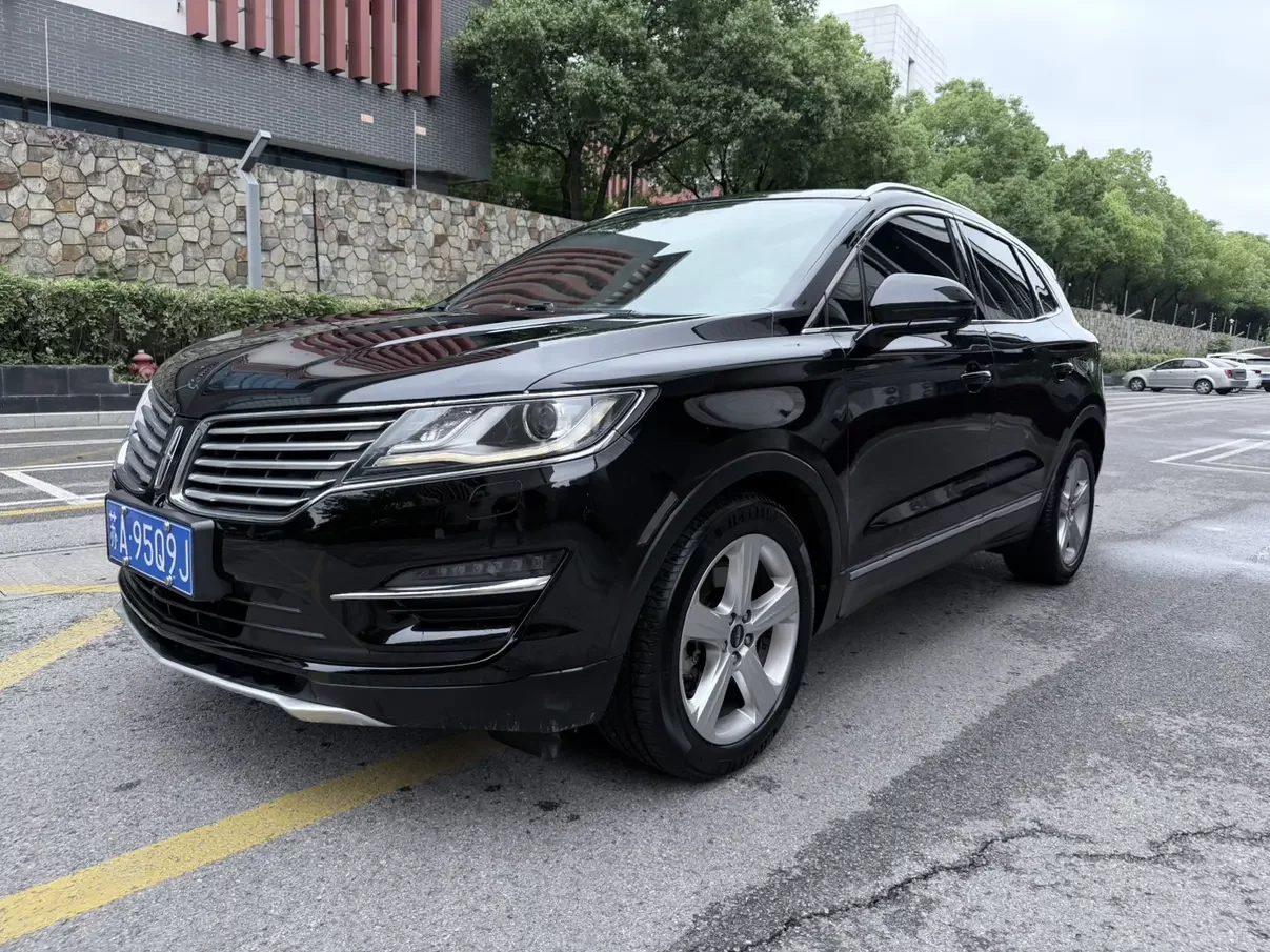 Lincoln MKC
