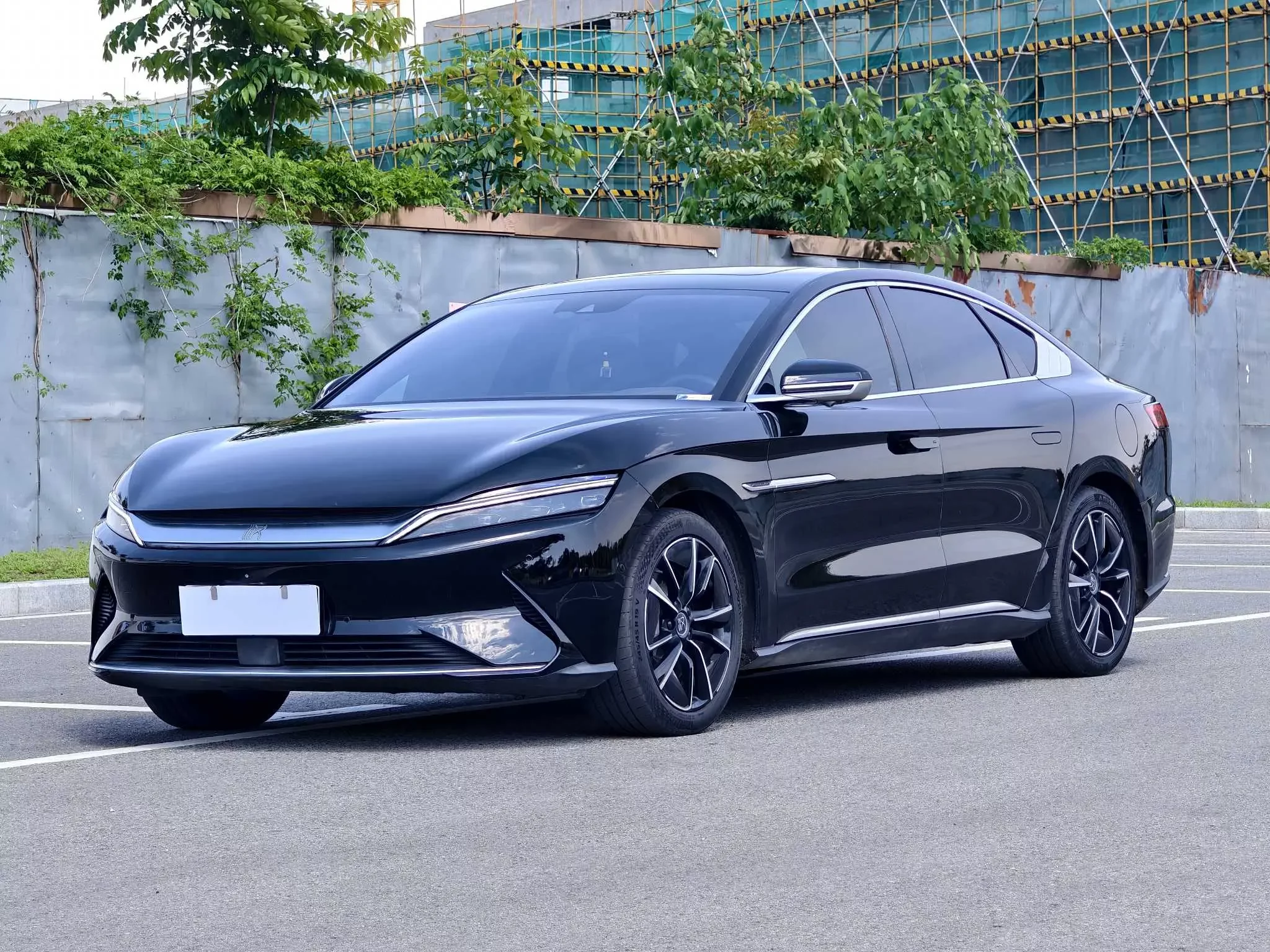 BYD Han EV