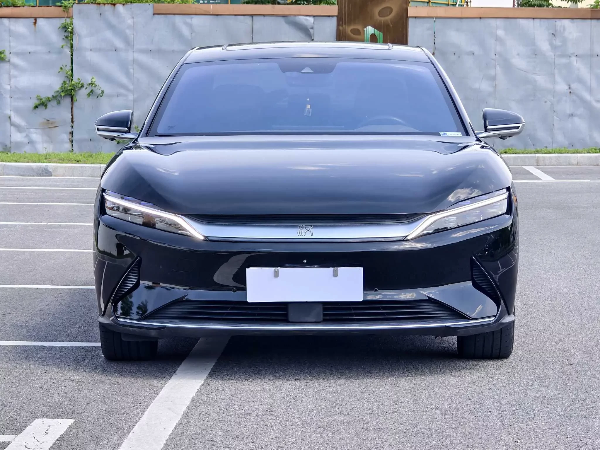 BYD Han EV