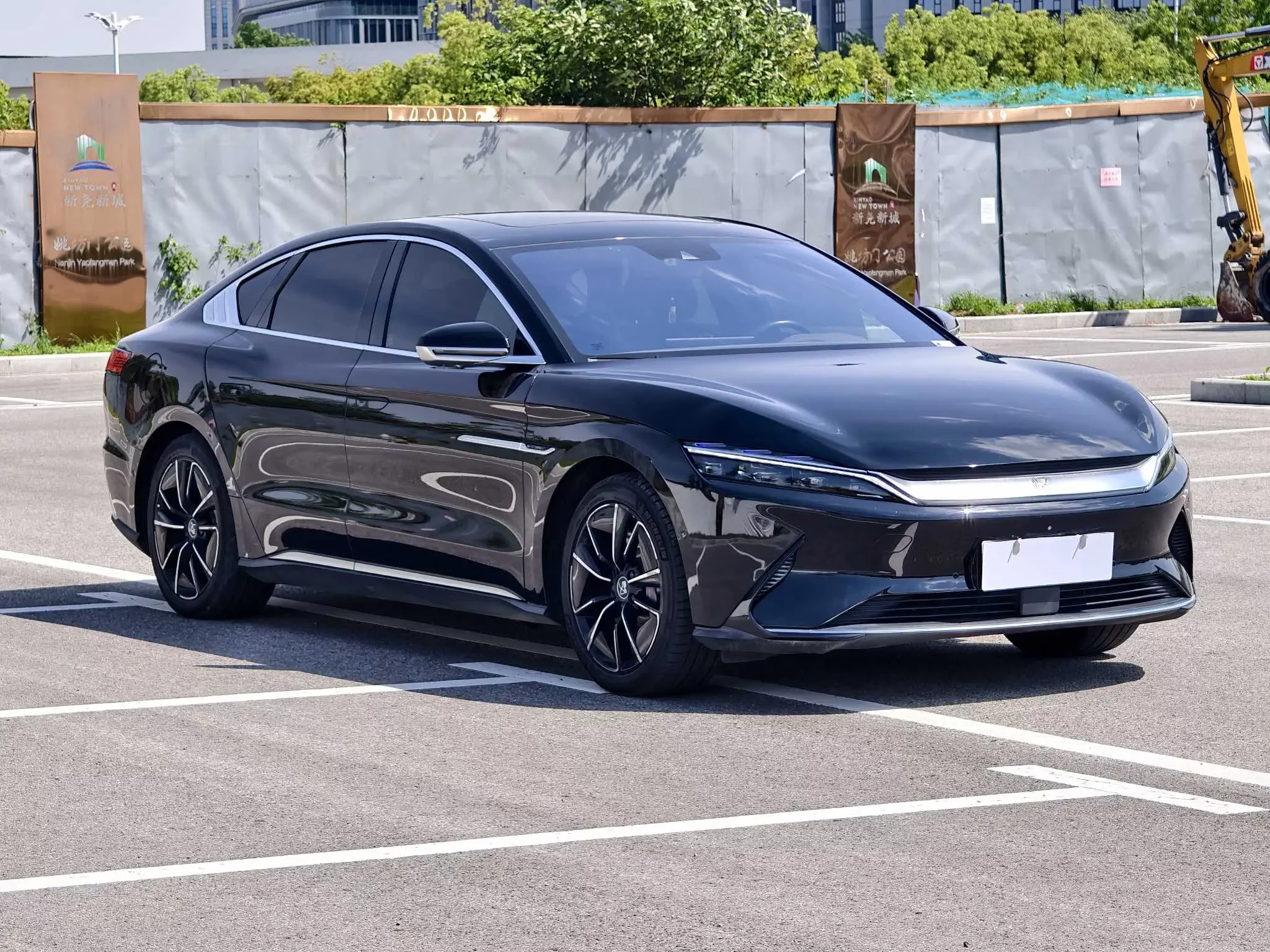 BYD Han EV