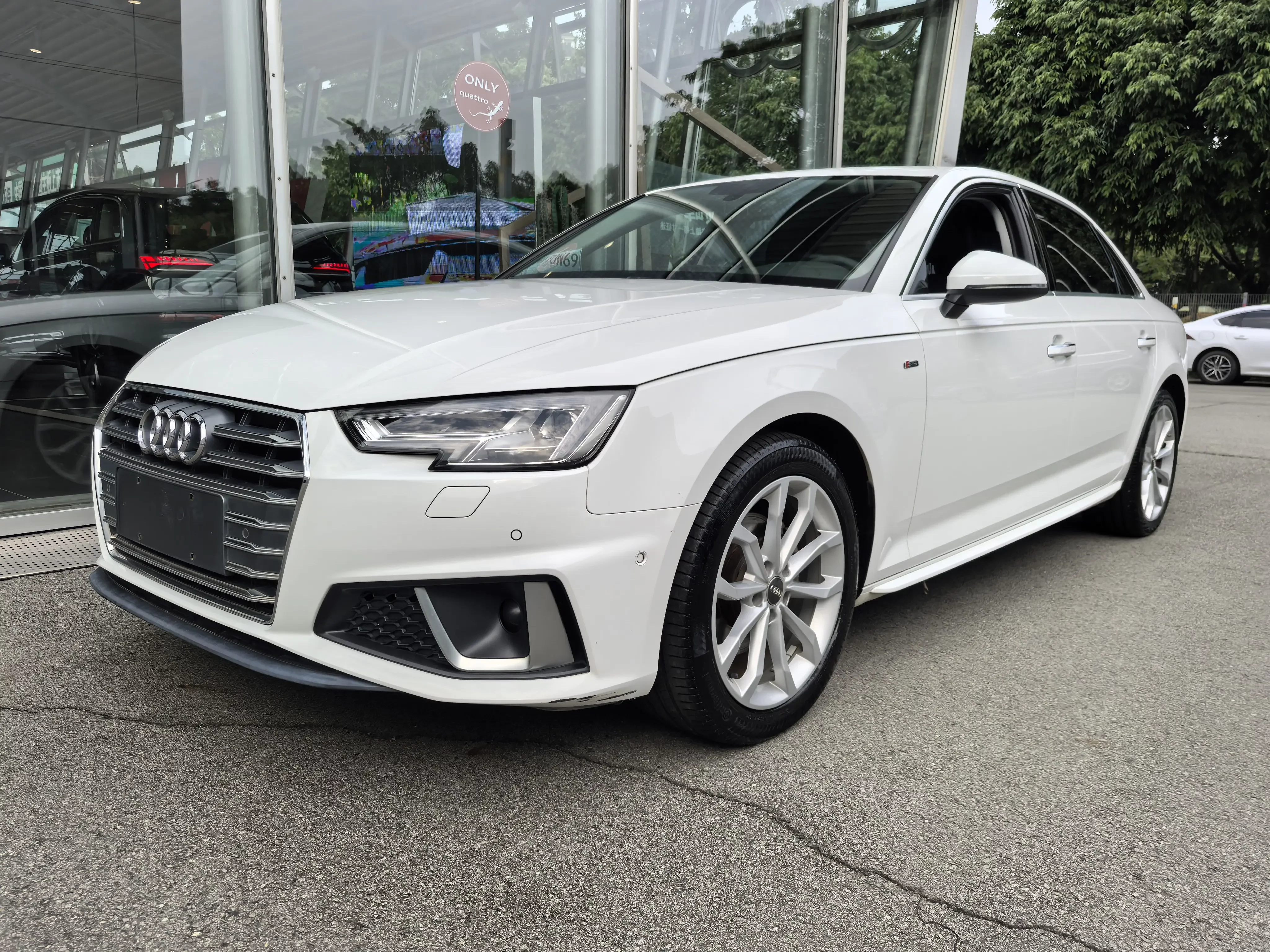Audi A4L