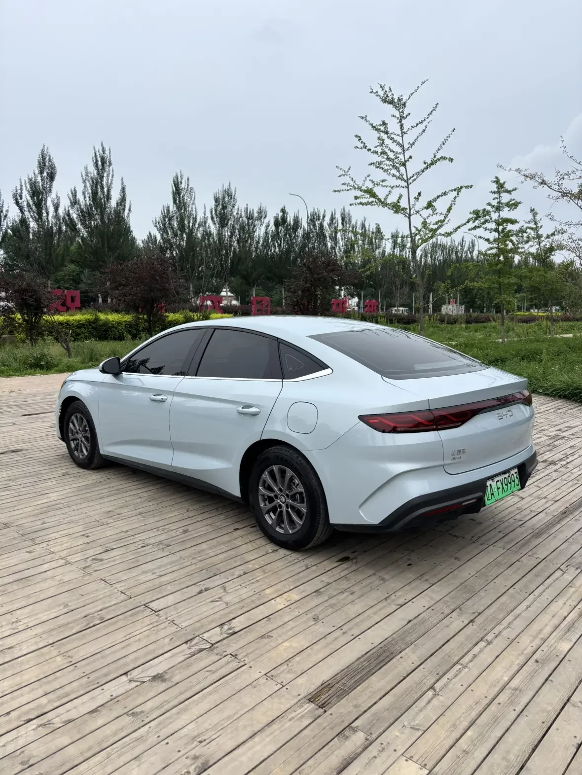 BYD Qin L DM