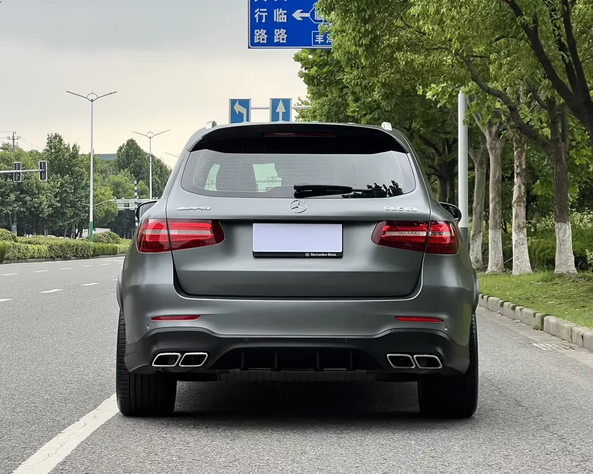 Mercedes-Benz GLC AMG