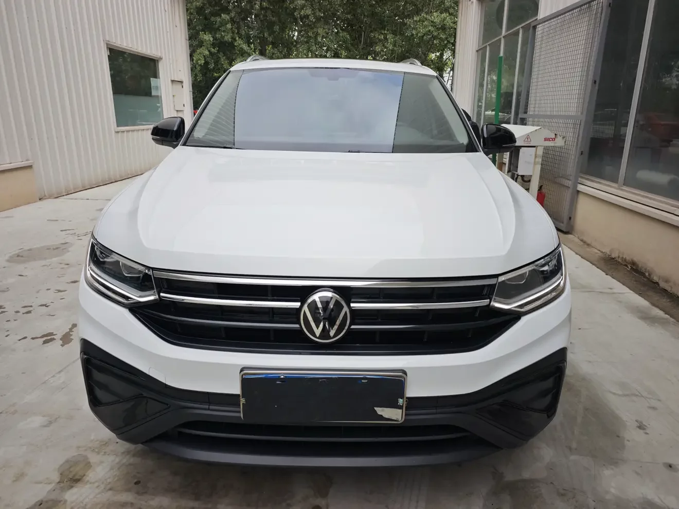 Volkswagen Tiguan L