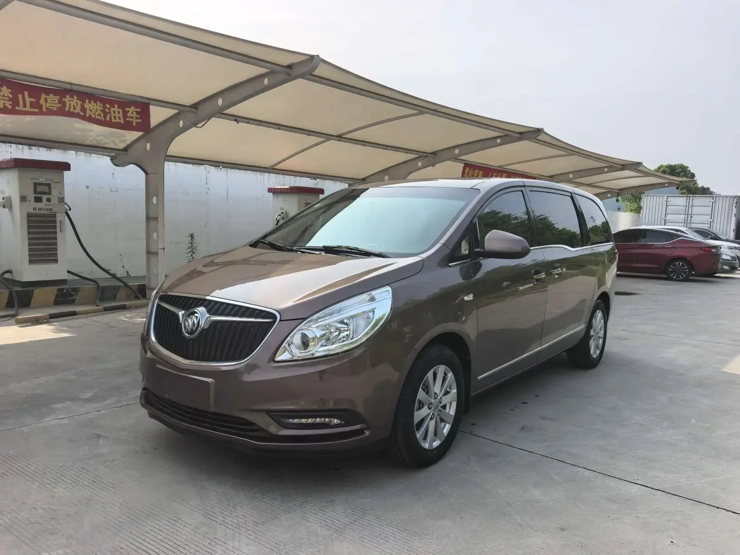 Buick GL8