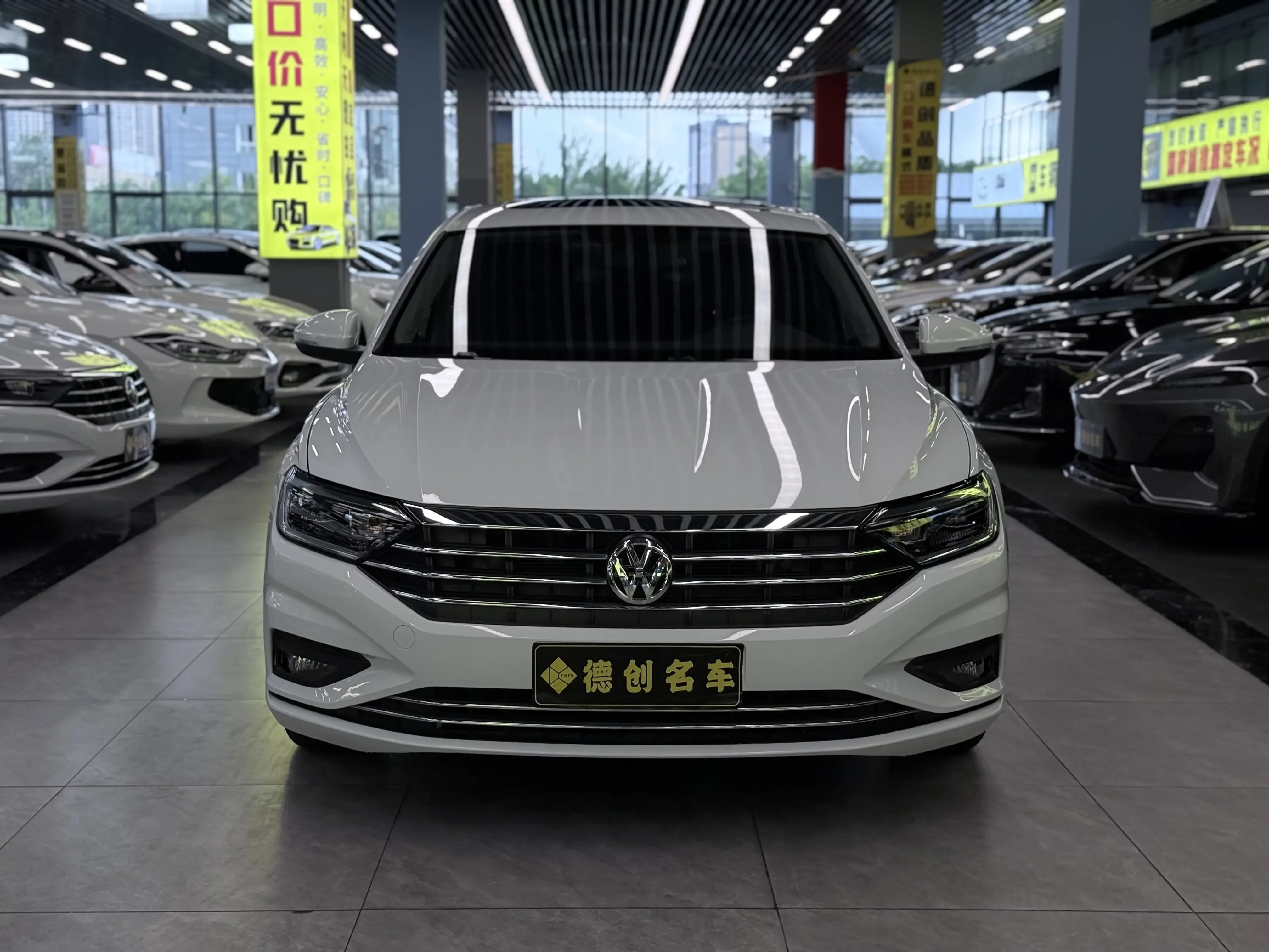 Volkswagen Sagitar