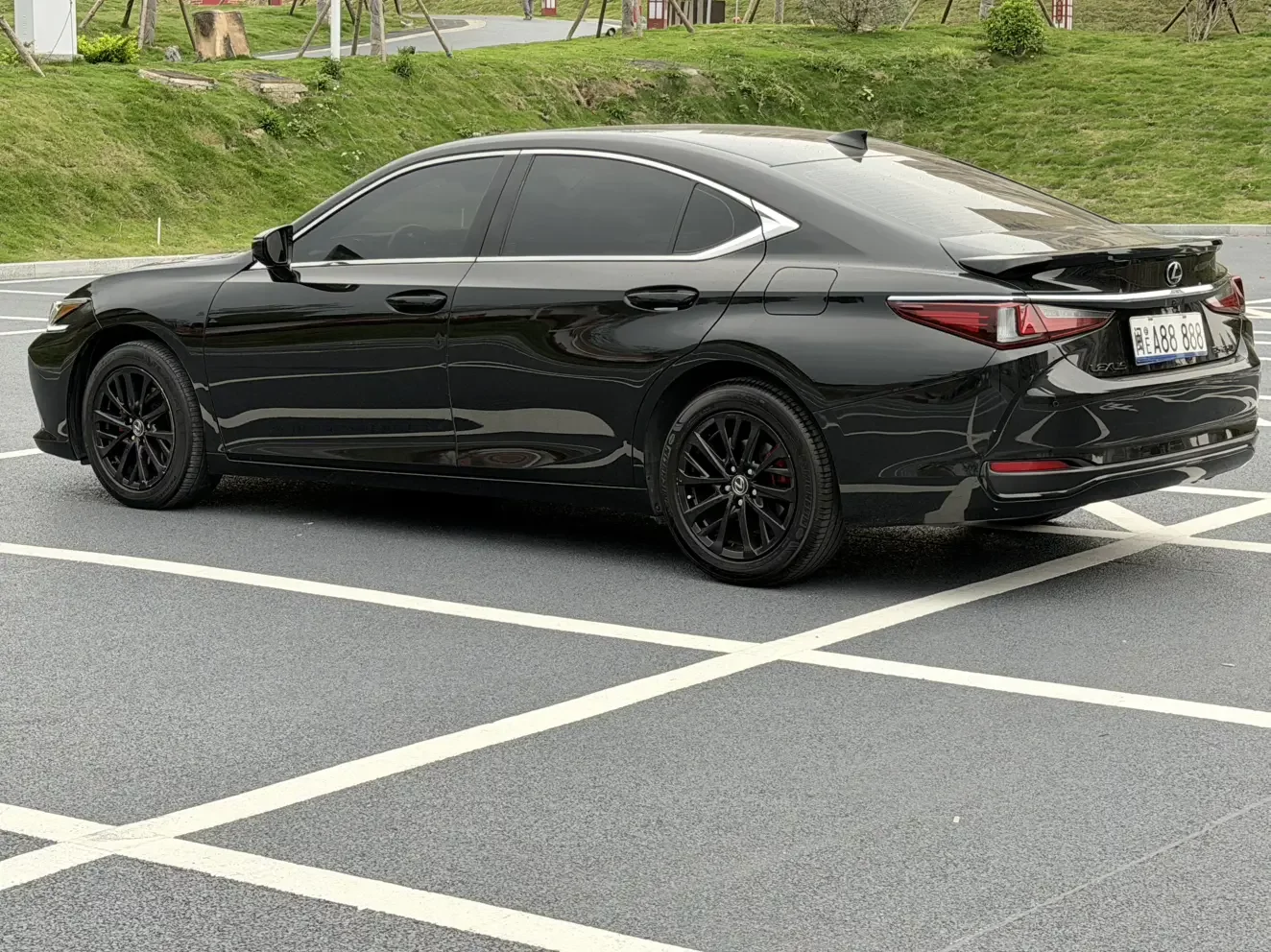 Lexus ES