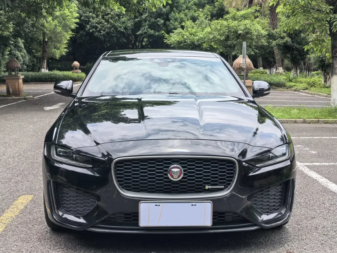 Jaguar XEL