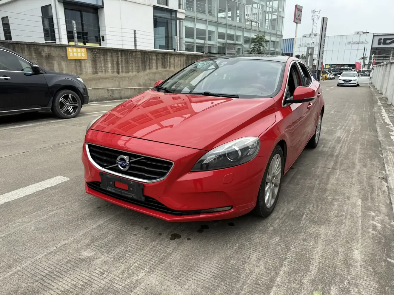 Volvo V40
