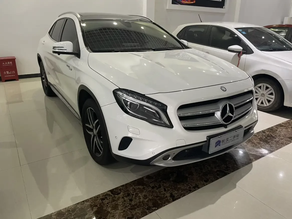 Mercedes-Benz GLA