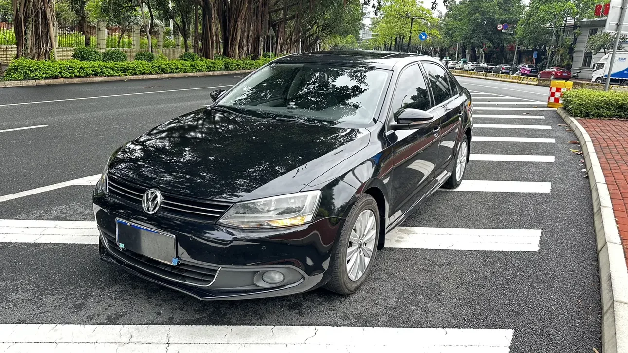 Volkswagen Sagitar