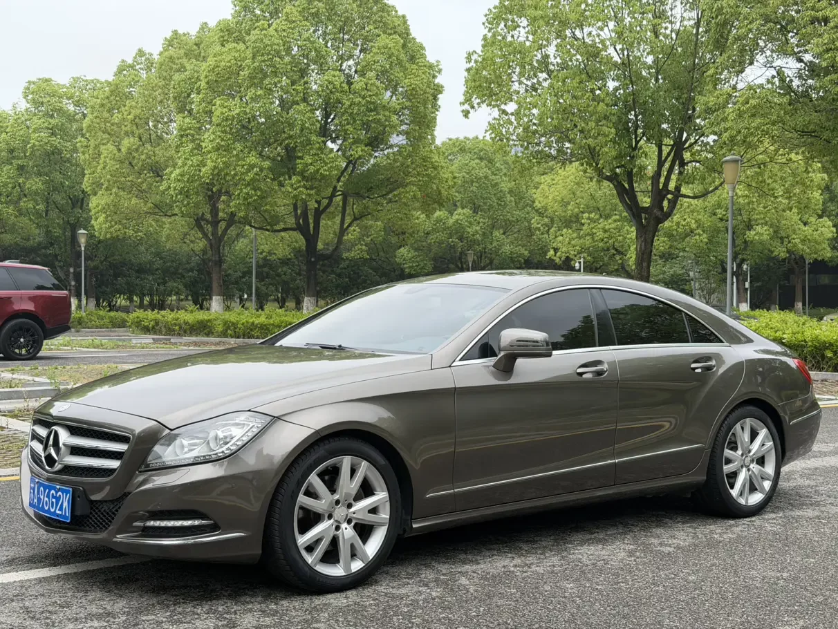 Mercedes-Benz CLS