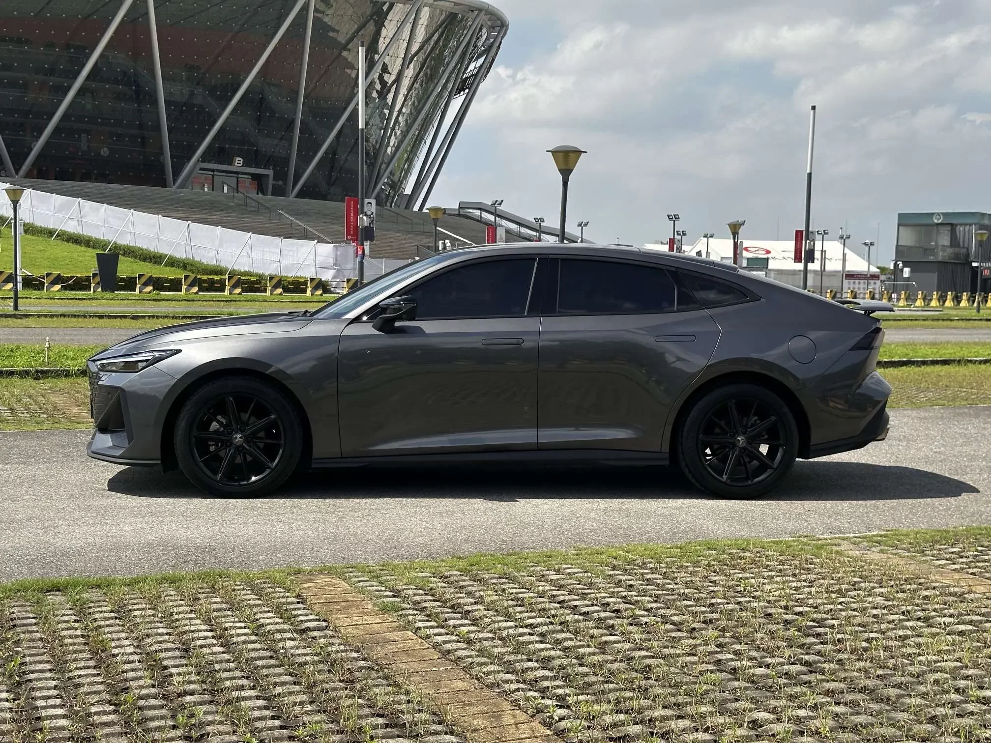 Changan UNI-V