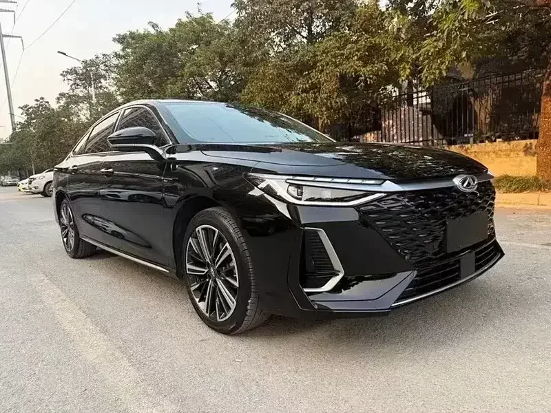 Chery Arrizo 8