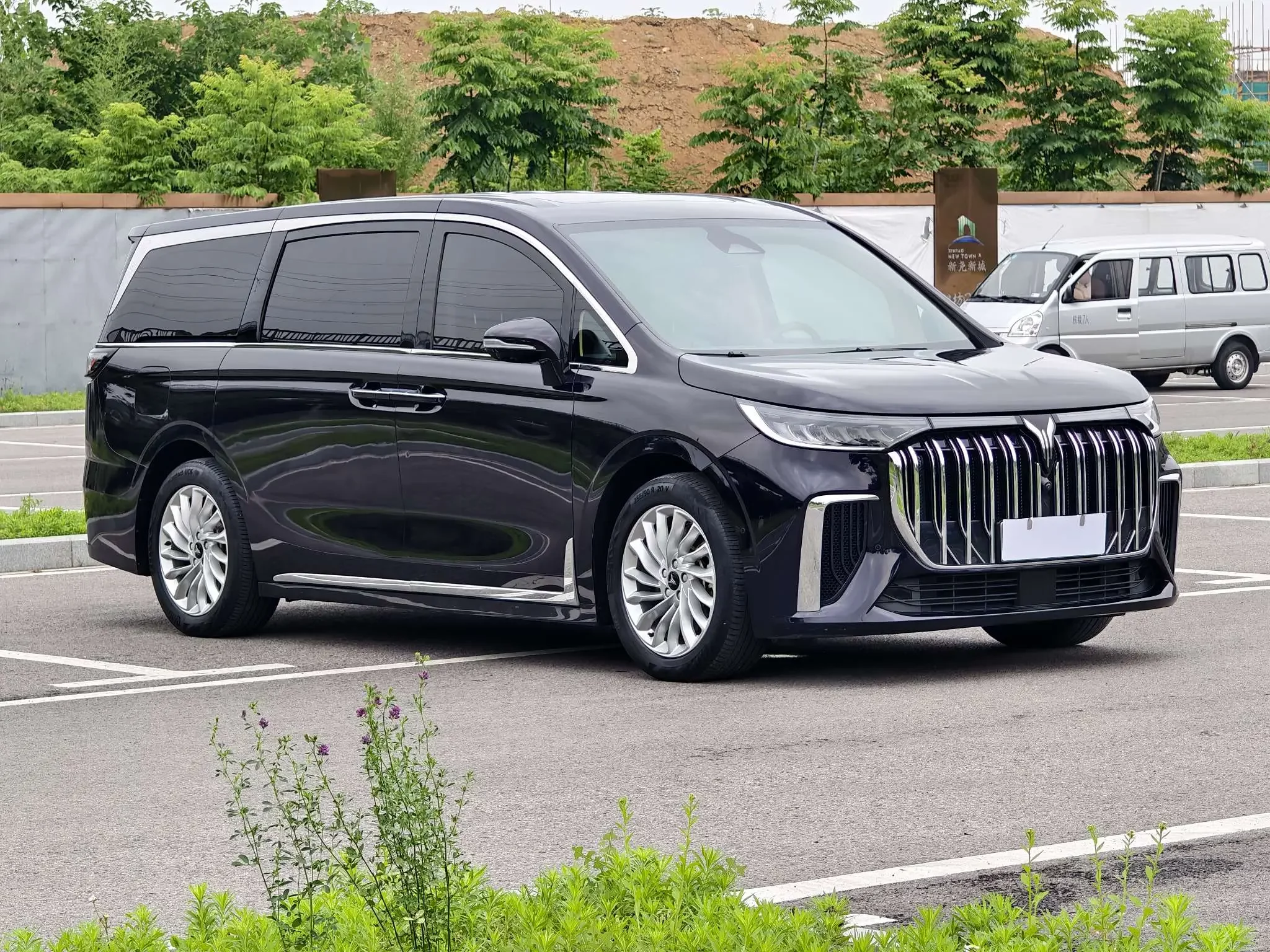 Voyah Lantu Dreamer PHEV