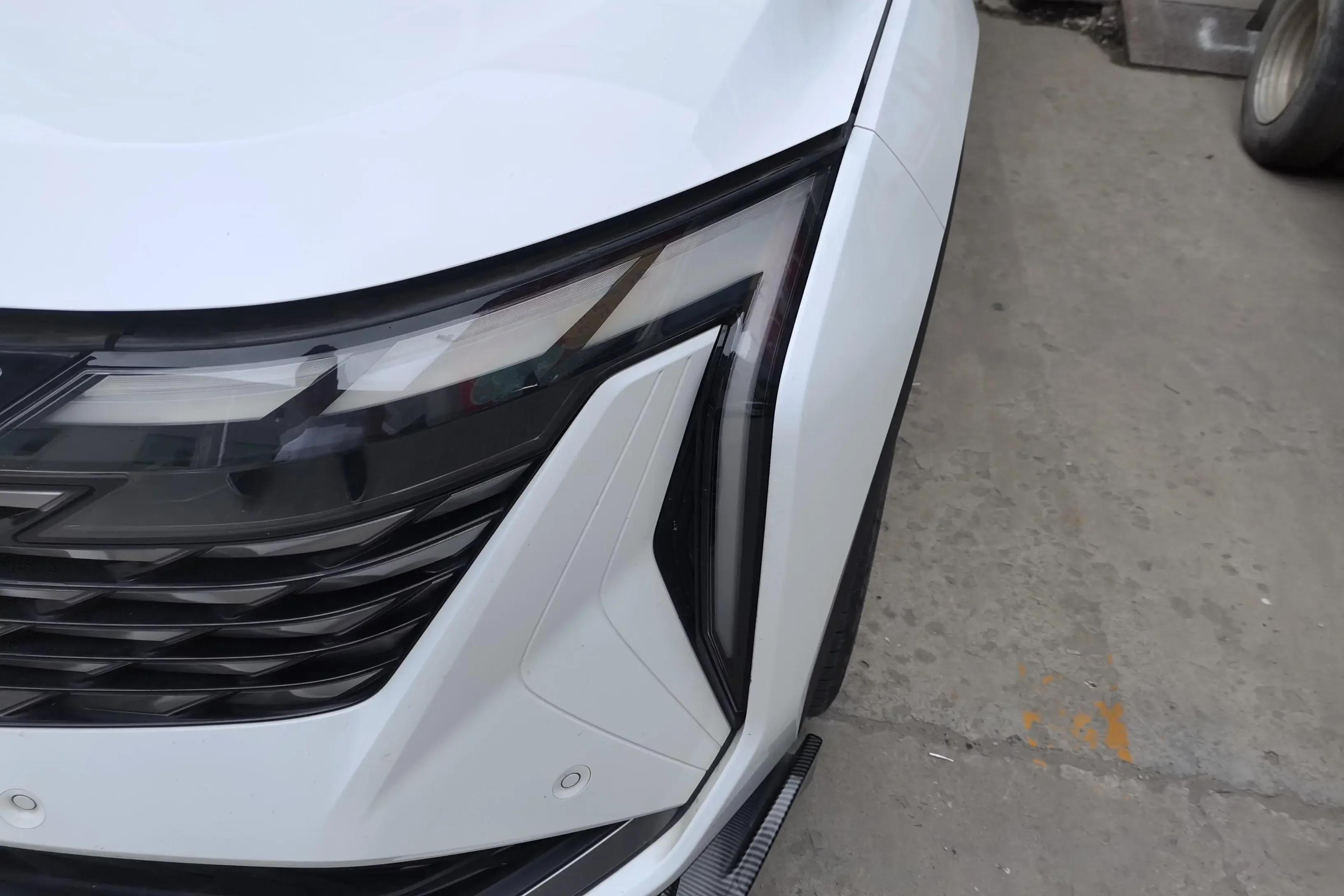 Geely Atlas L