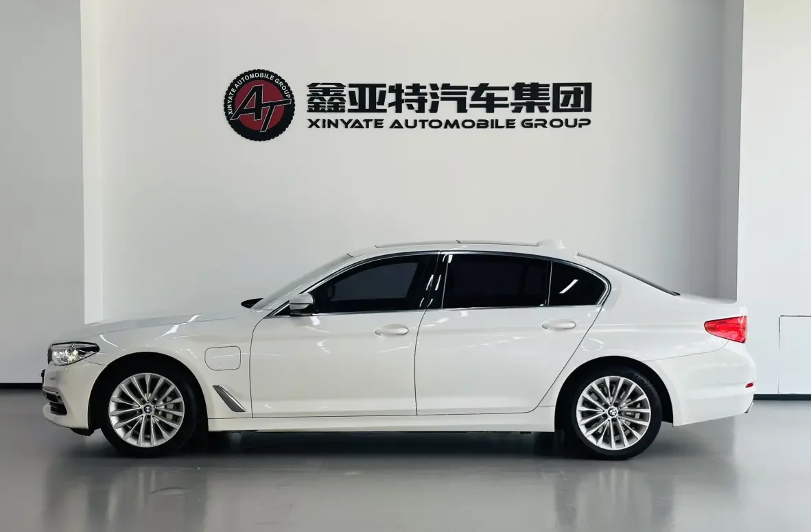 BMW 5 Series PHEV