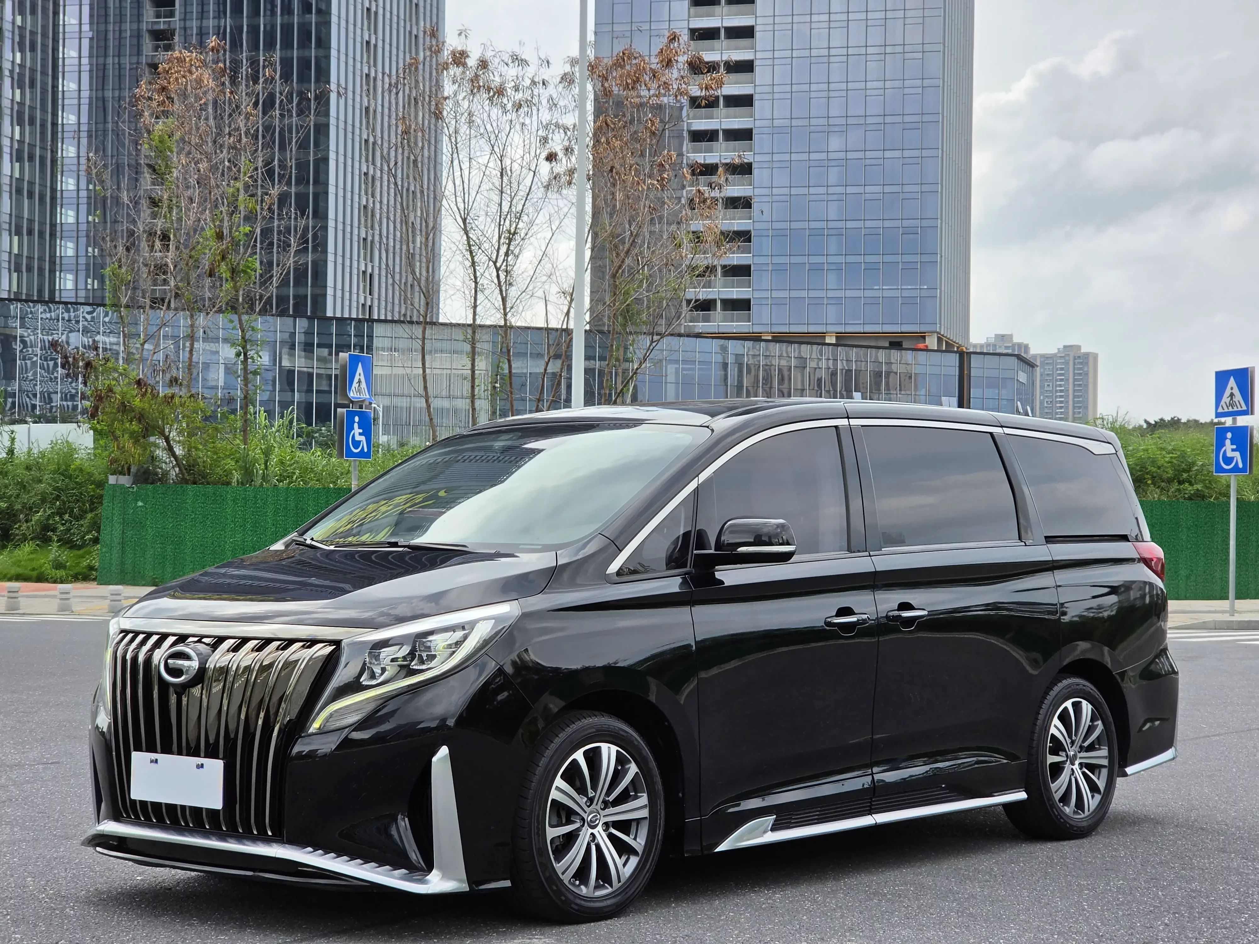 GAC Trumpchi M8