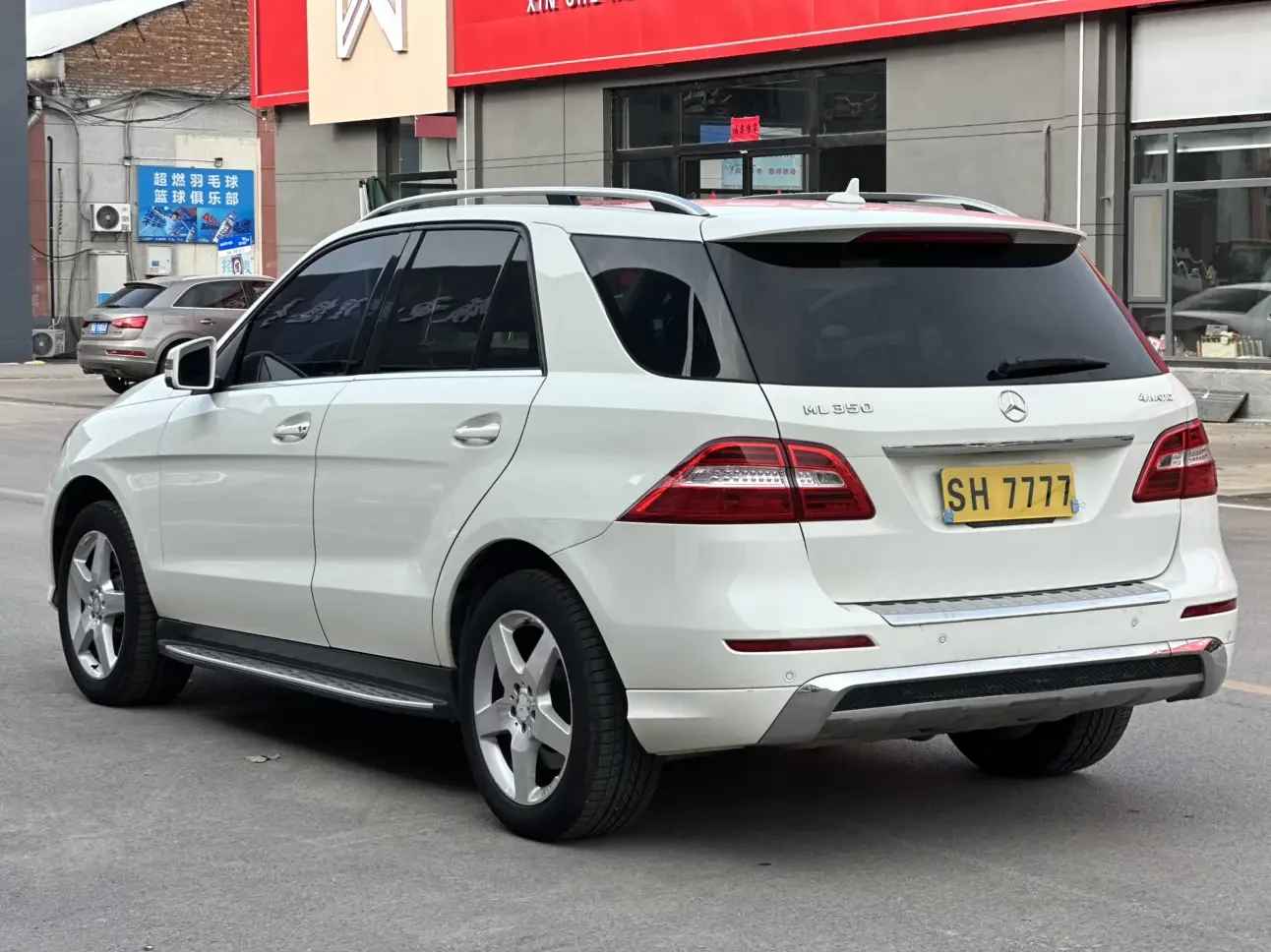 Mercedes-Benz M Class