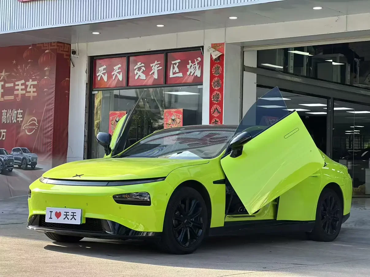 Xpeng P7